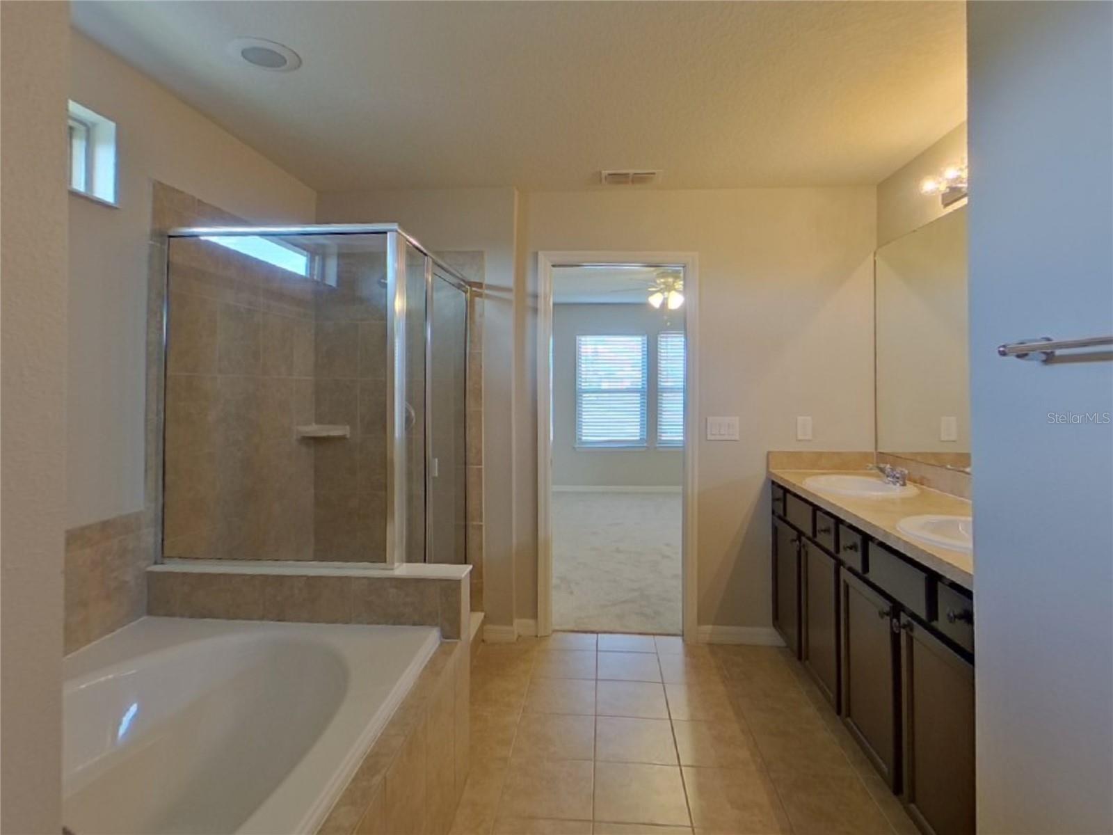 BAYRIDGE, RUSKIN, FL, 33570