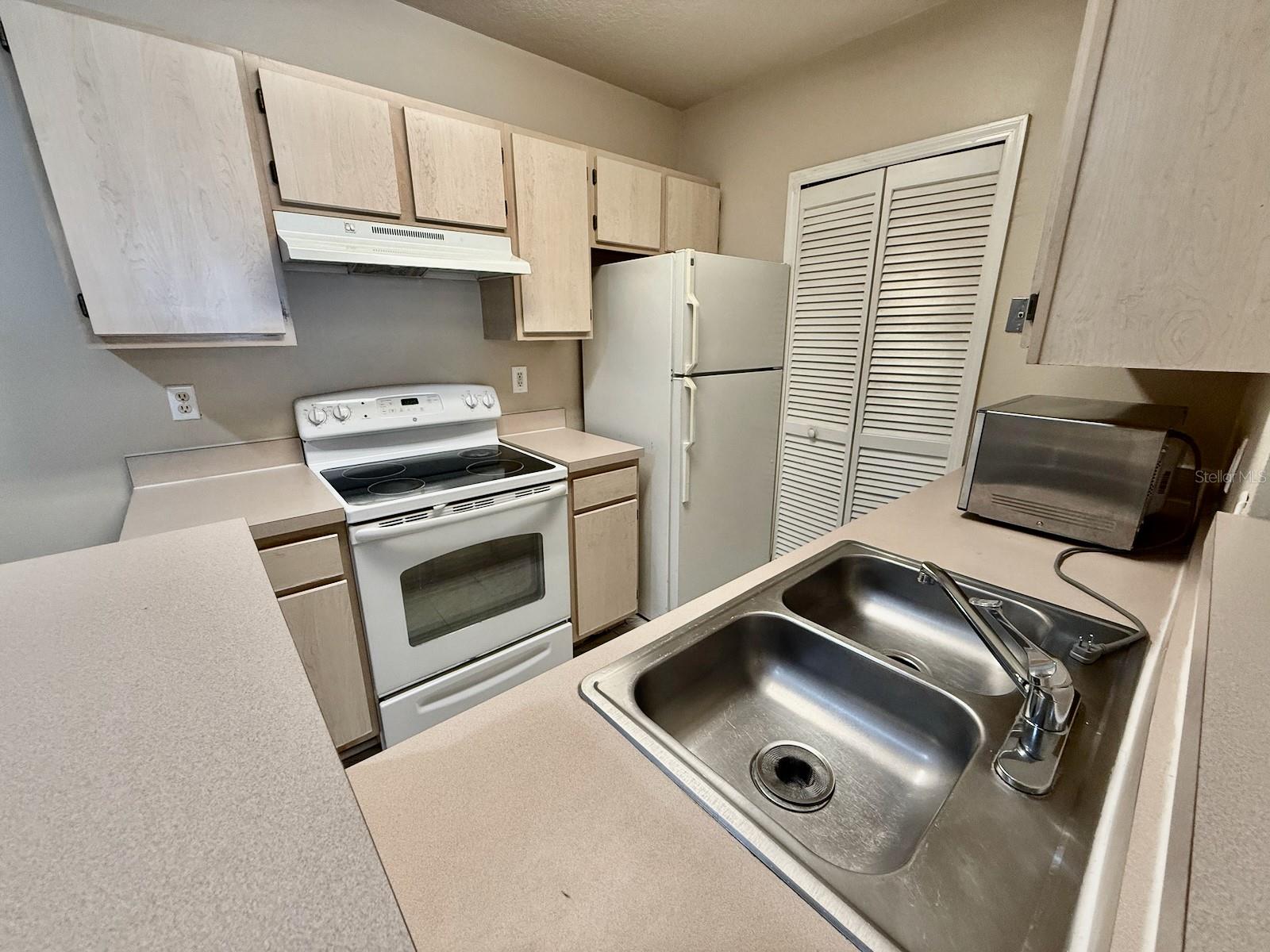 4332 S KIRKMAN RD #1003, ORLANDO, FL, 32811