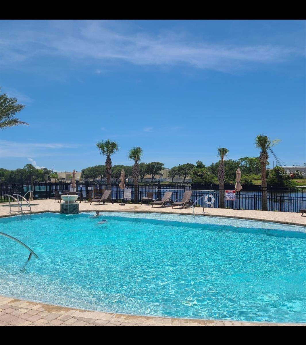 21 DEL PALMA DR, PALM COAST, FL, 32137