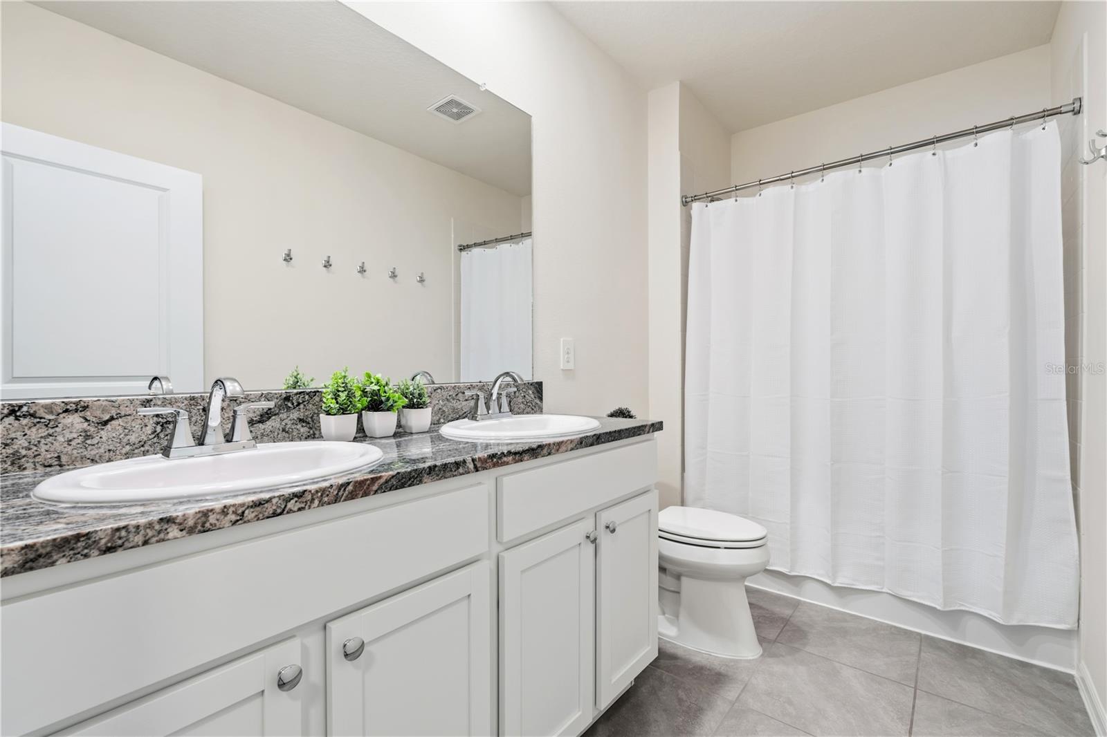 3307 HILLTOP CIR, BRADENTON, FL, 34211