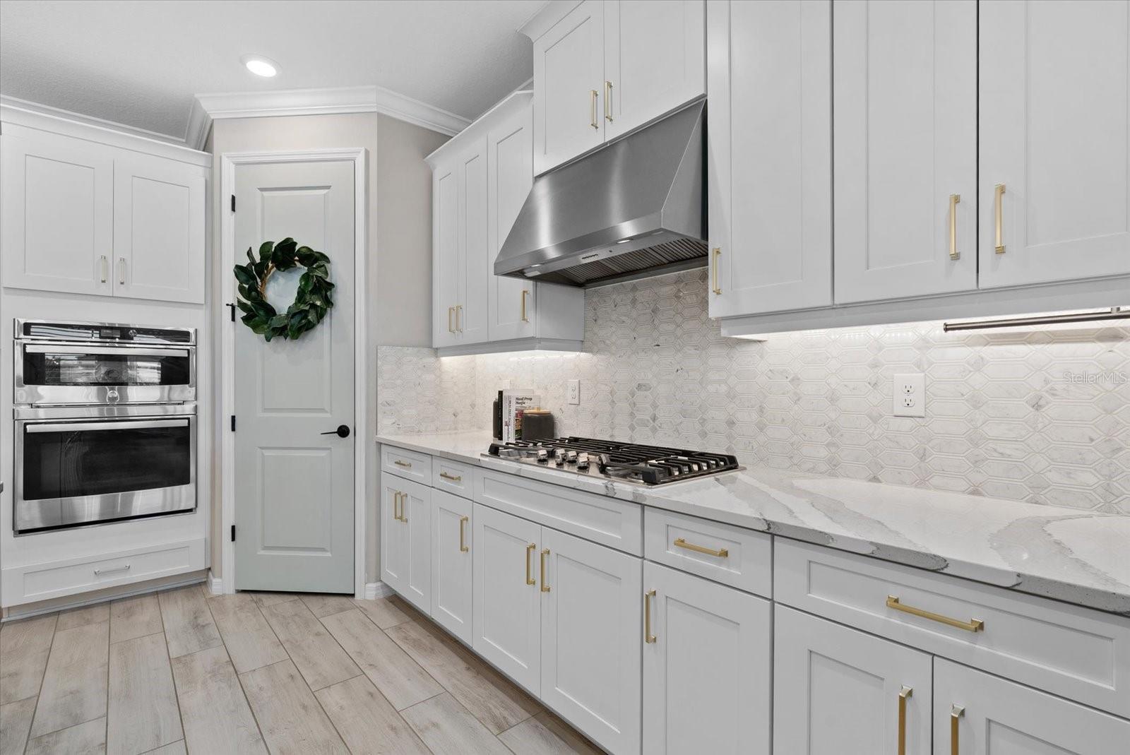 9293 TEQUILA SUNRISE DR, SARASOTA, FL, 34241