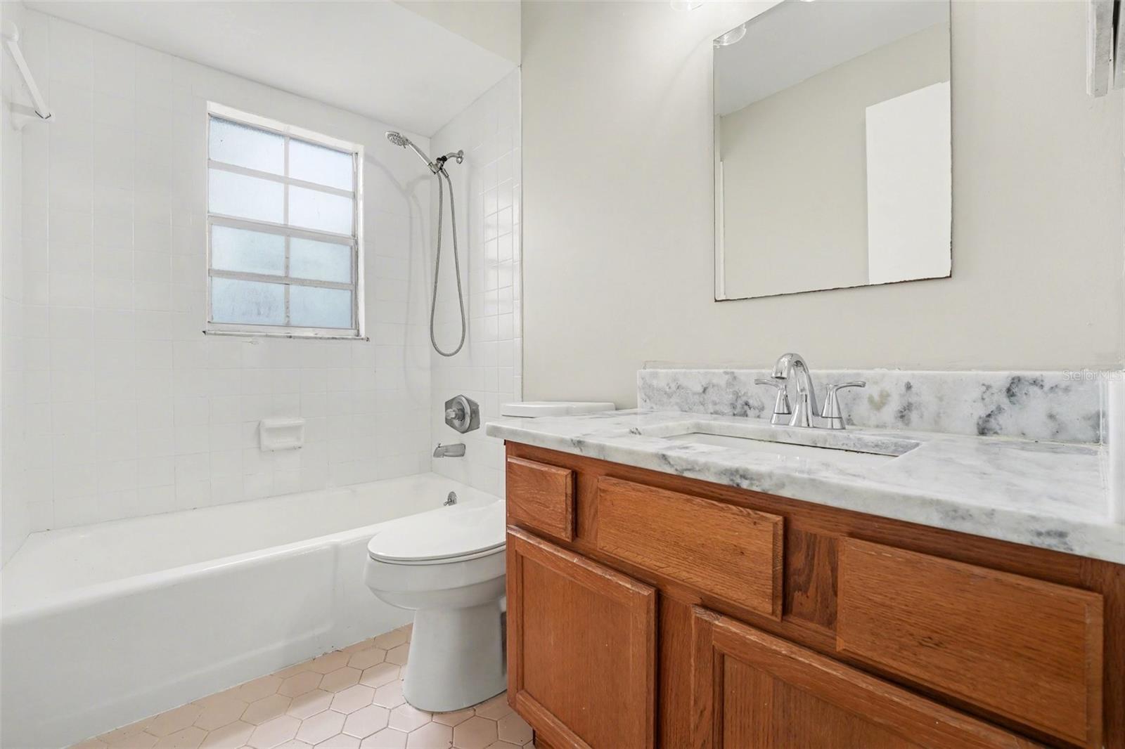 1234 FAIRFAX N, LAKELAND, FL, 33813