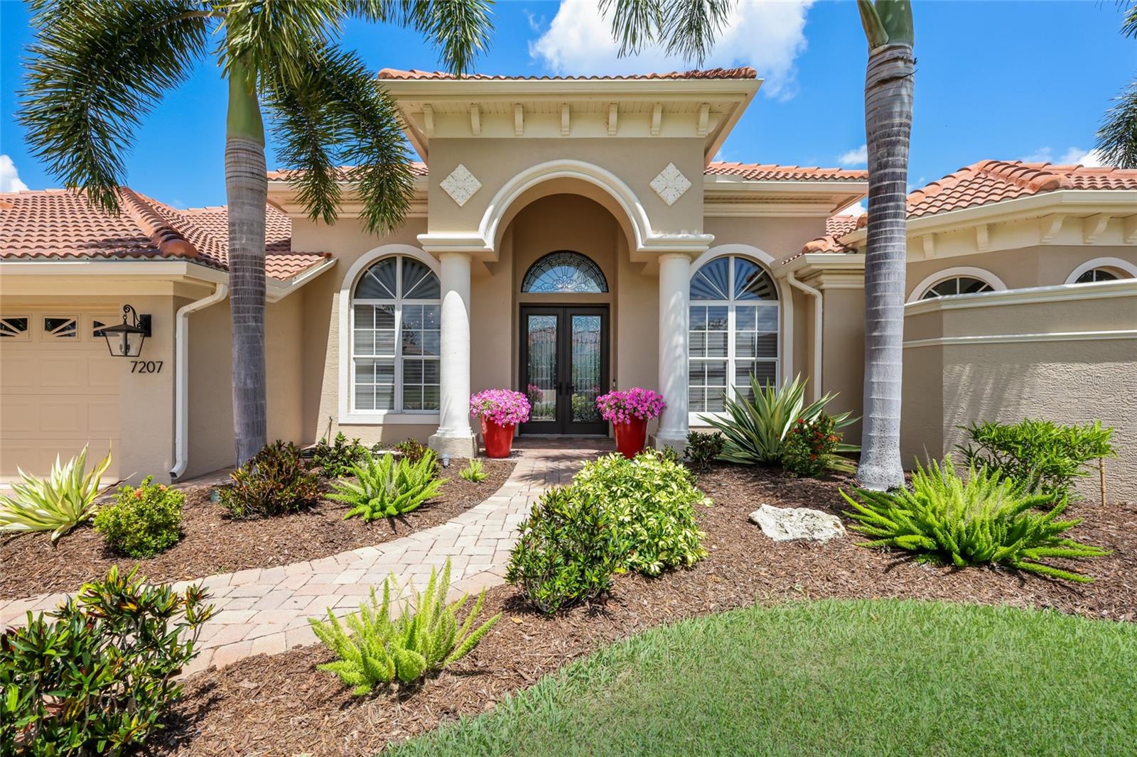 7207 ASHLAND GLN, LAKEWOOD RANCH, FL, 34202
