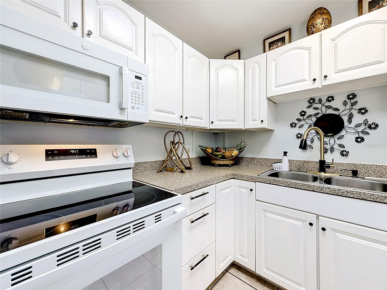 2705 ARC DR, ORLANDO, FL, 32826