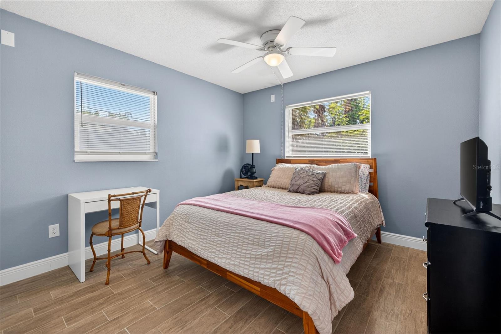 5810 VENETIAN BLVD NE, ST PETERSBURG, FL, 33703