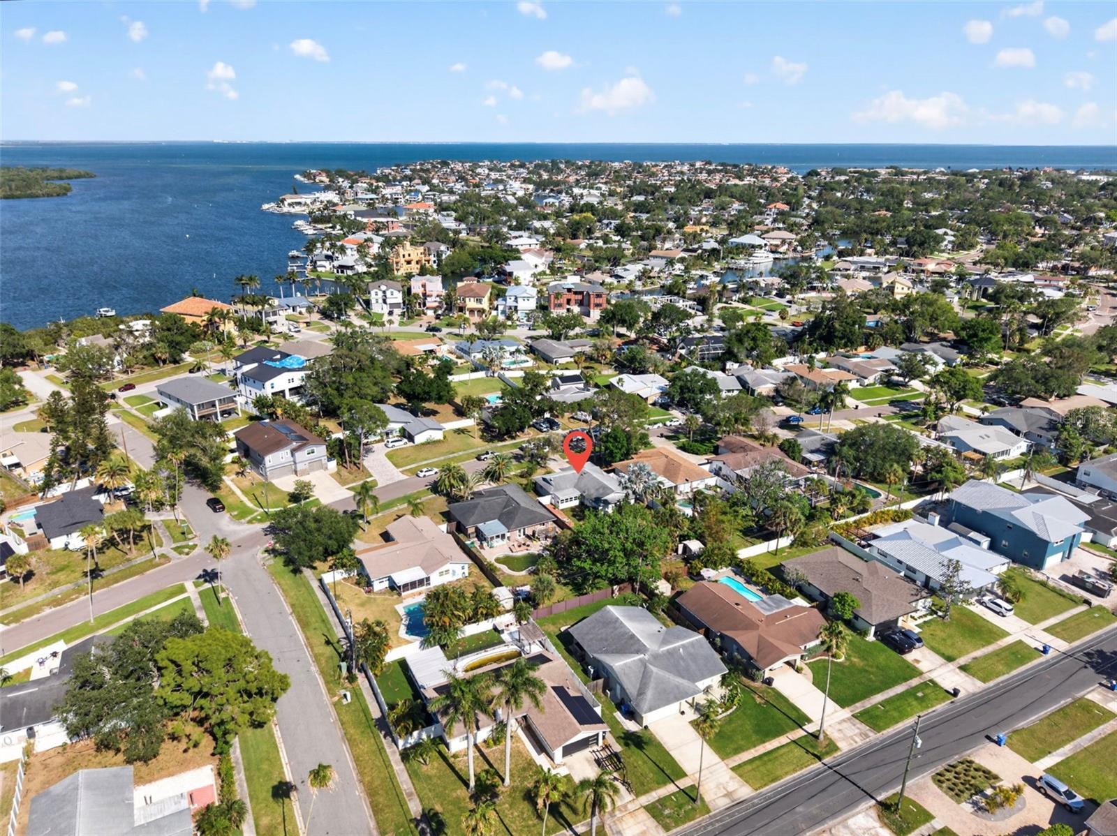5810 VENETIAN BLVD NE, ST PETERSBURG, FL, 33703