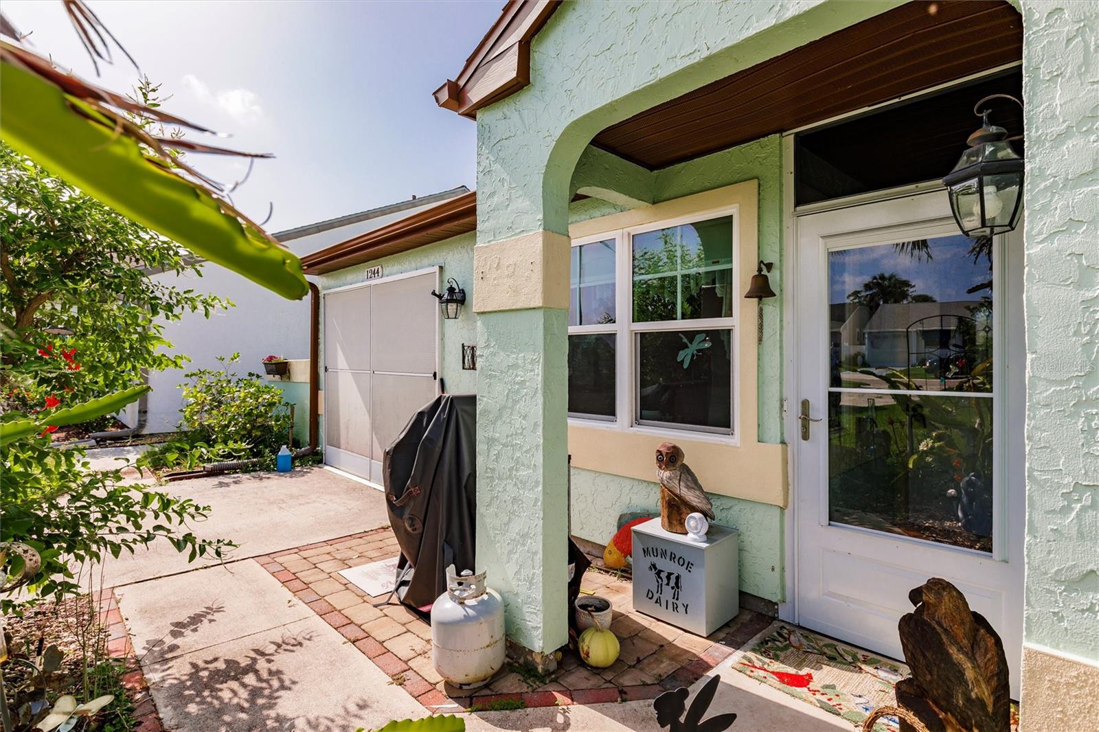 1244 E CORKTREE CIR, PORT CHARLOTTE, FL, 33952