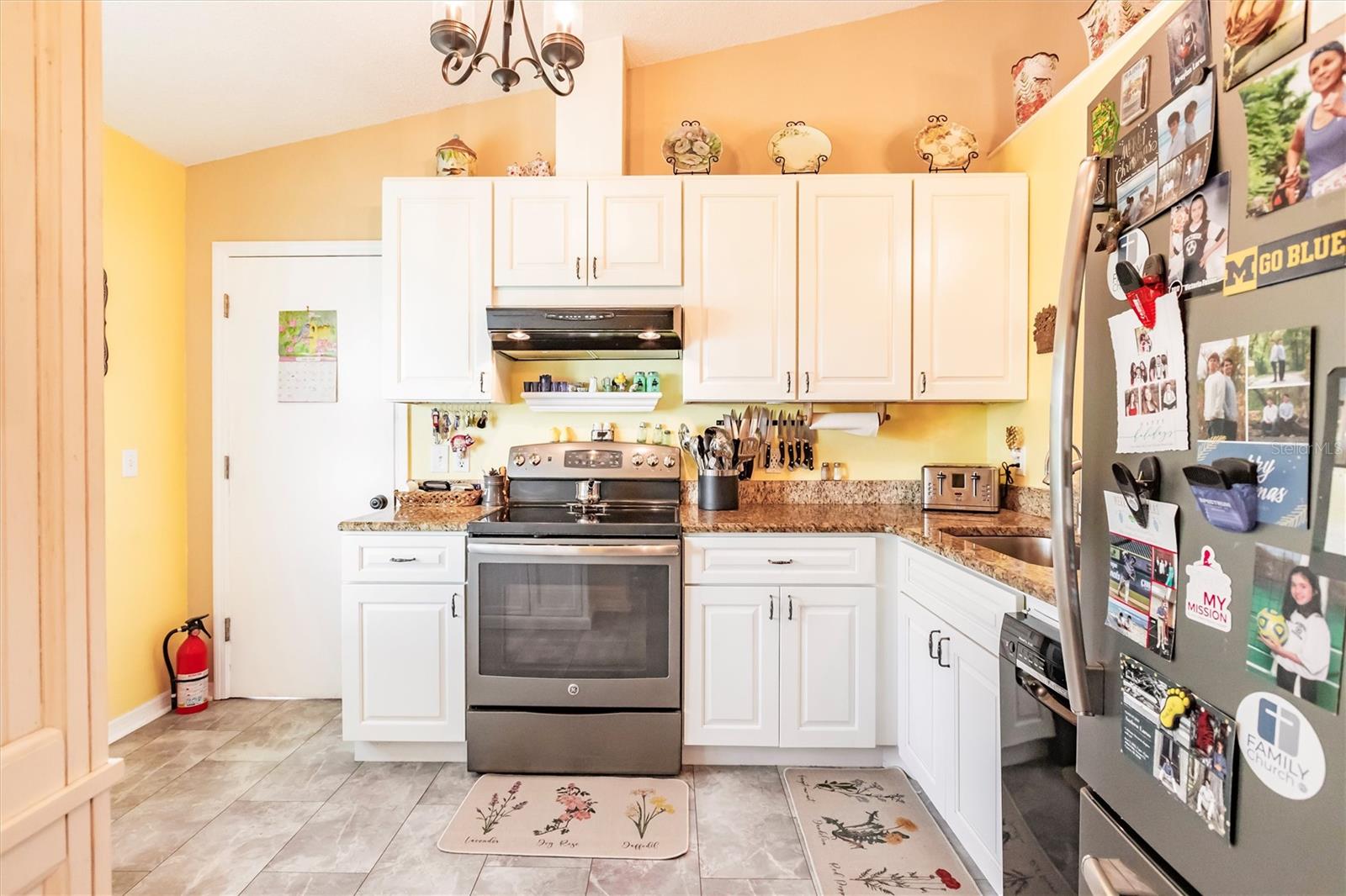 1244 E CORKTREE CIR, PORT CHARLOTTE, FL, 33952