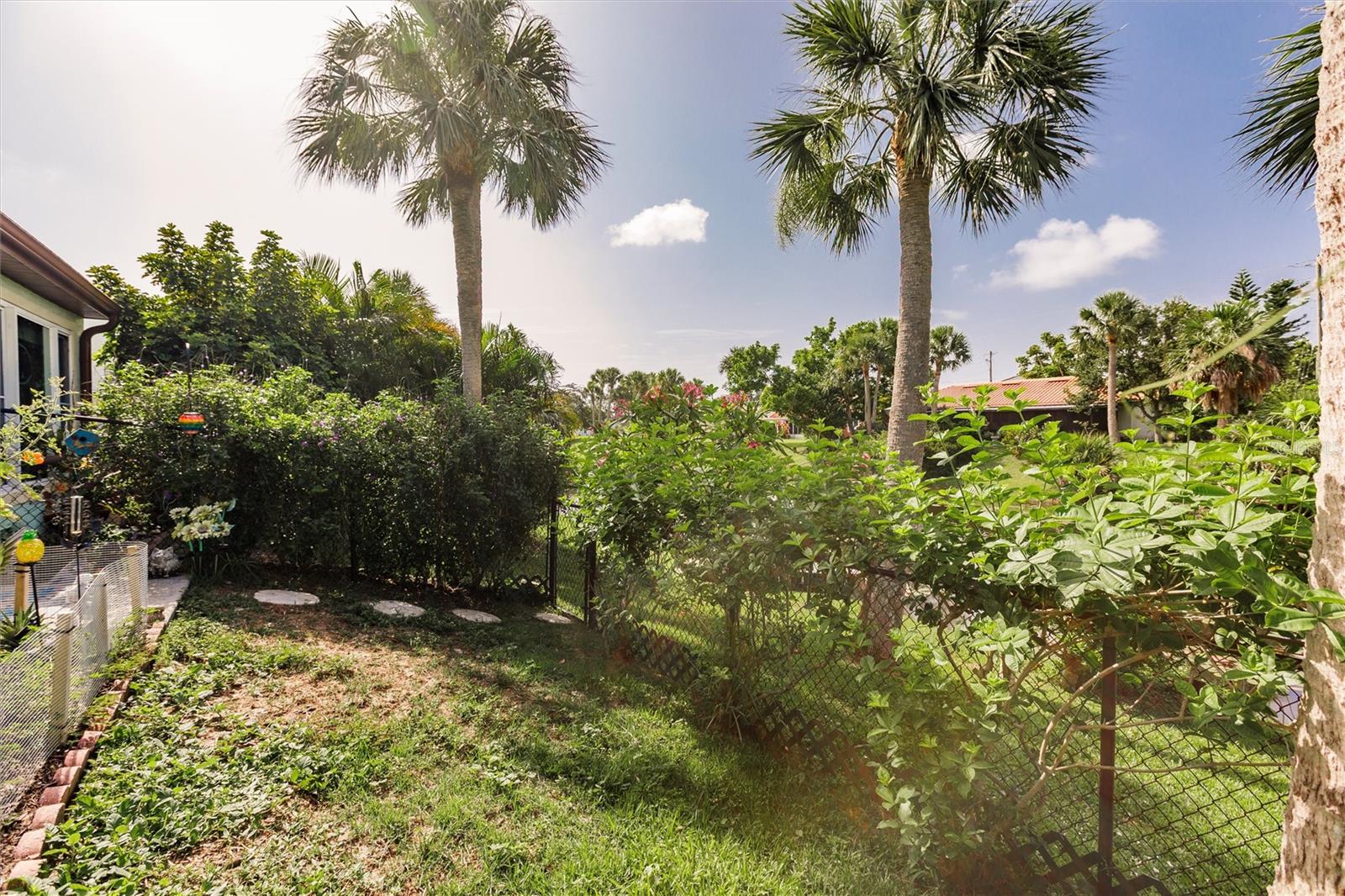 1244 E CORKTREE CIR, PORT CHARLOTTE, FL, 33952