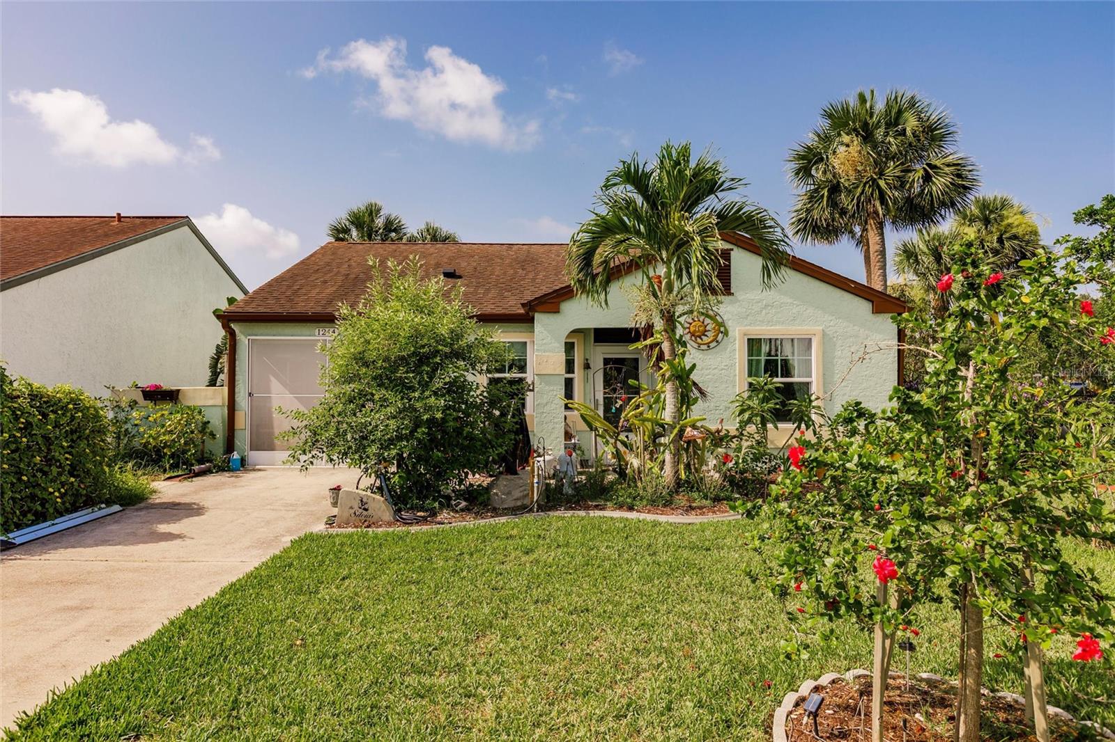 1244 E CORKTREE CIR, PORT CHARLOTTE, FL, 33952