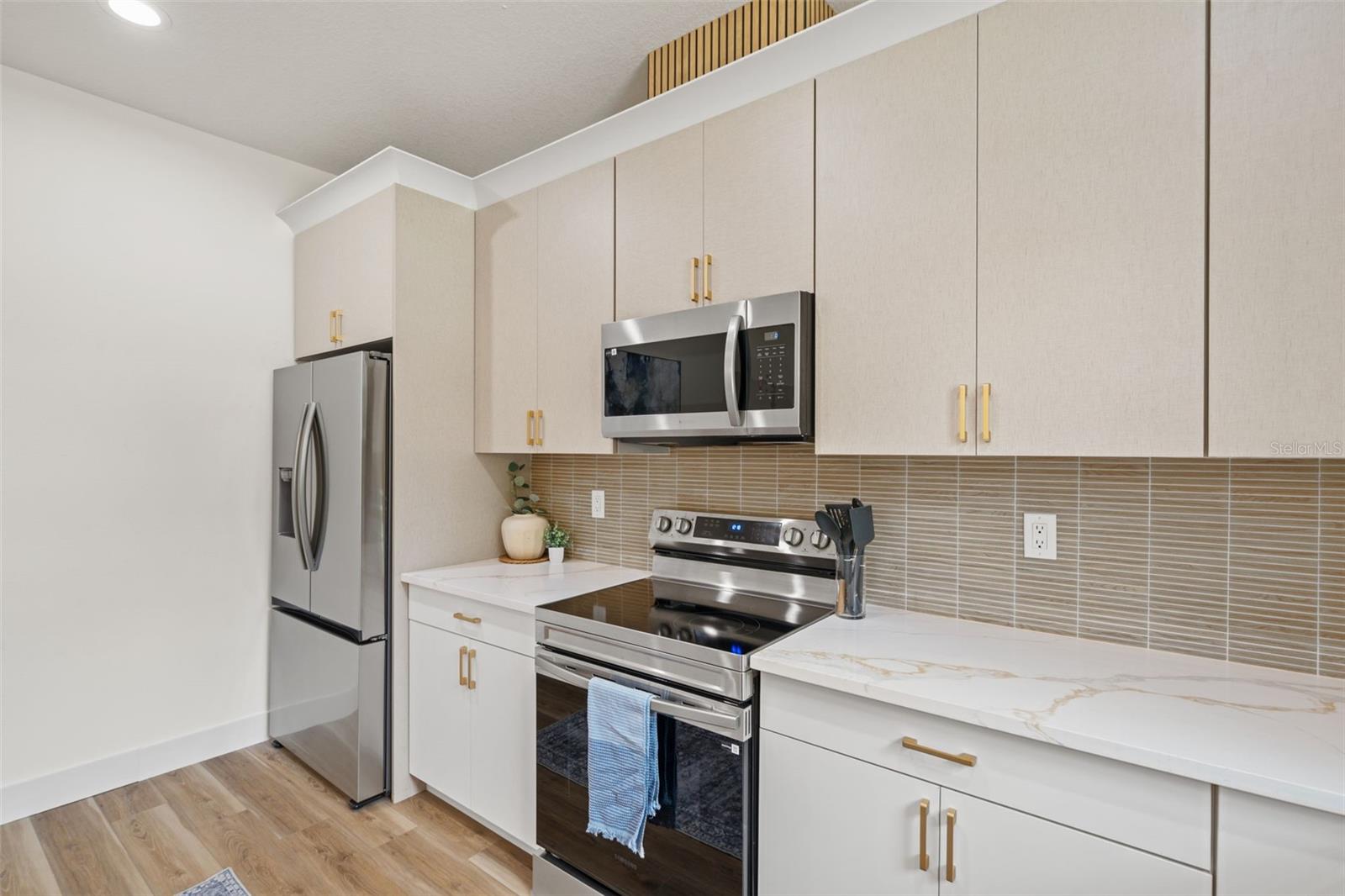 7603 PENNSYLVANIA DR, TAMPA, FL, 33619