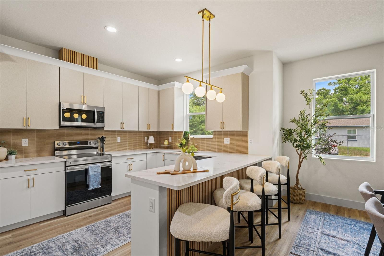 7603 PENNSYLVANIA DR, TAMPA, FL, 33619