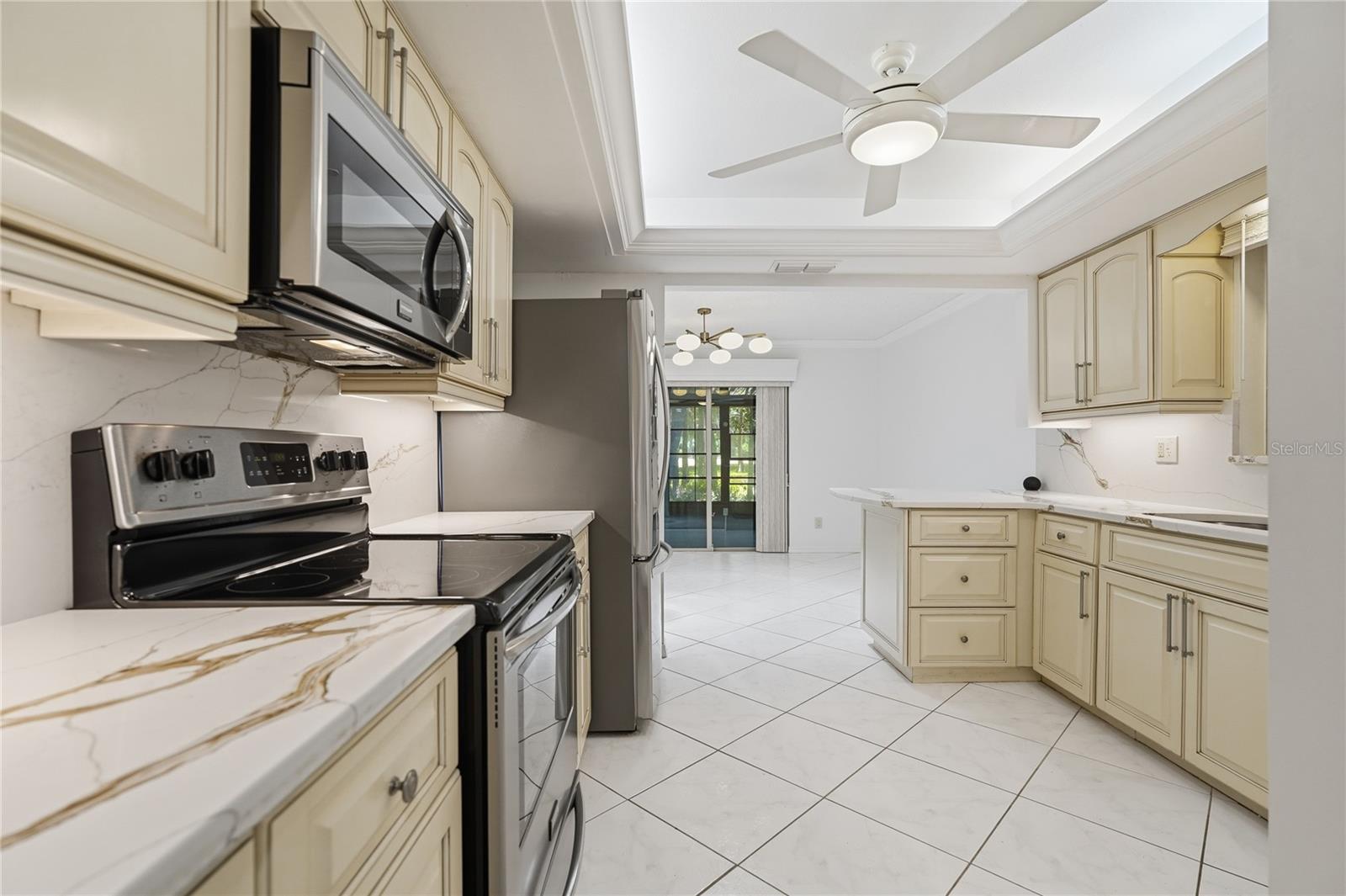 3071 BOLT DR, PALM HARBOR, FL, 34685