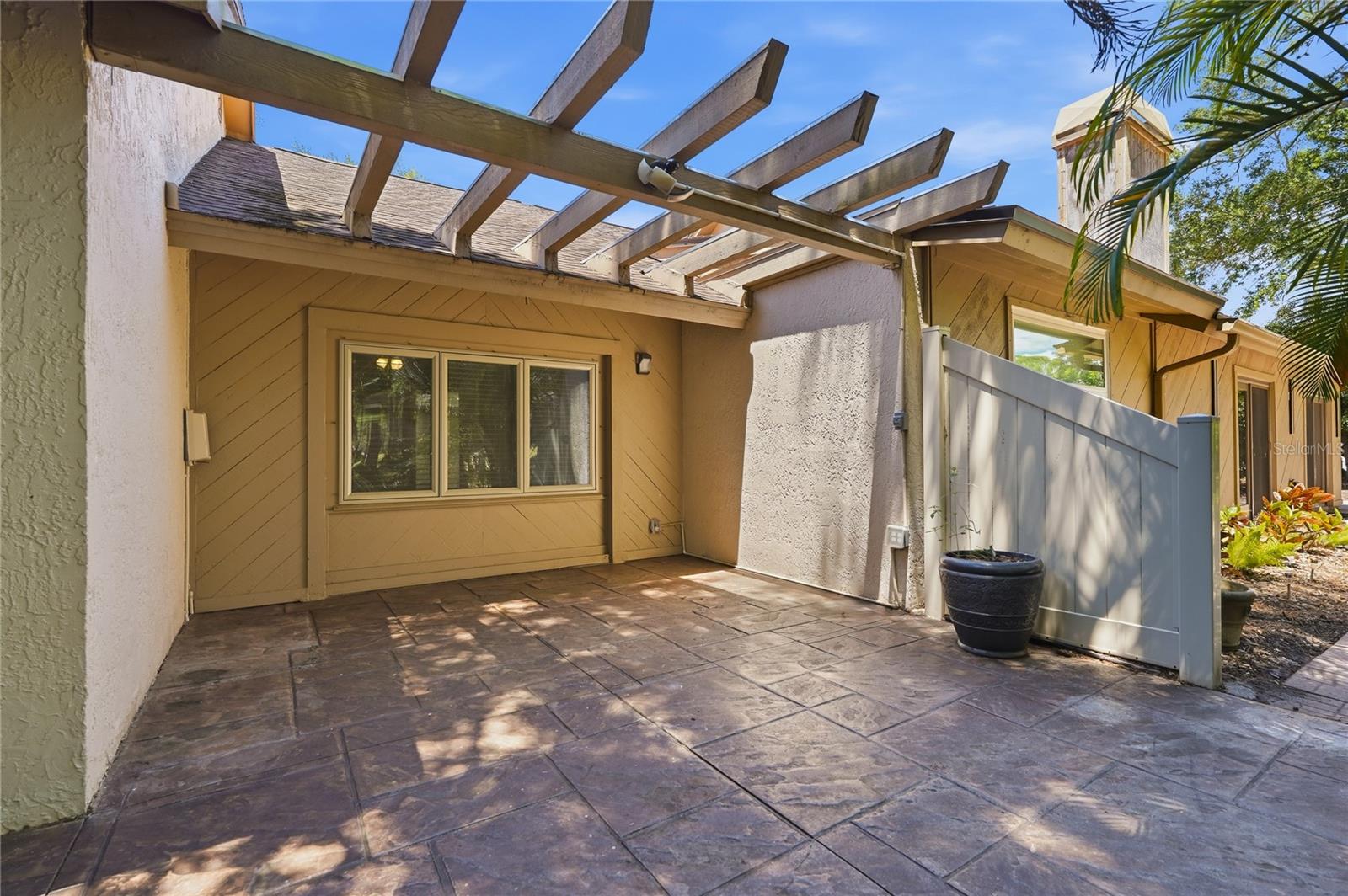 3071 BOLT DR, PALM HARBOR, FL, 34685