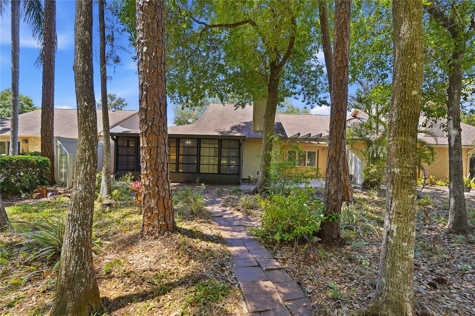 3071 BOLT DR, PALM HARBOR, FL, 34685