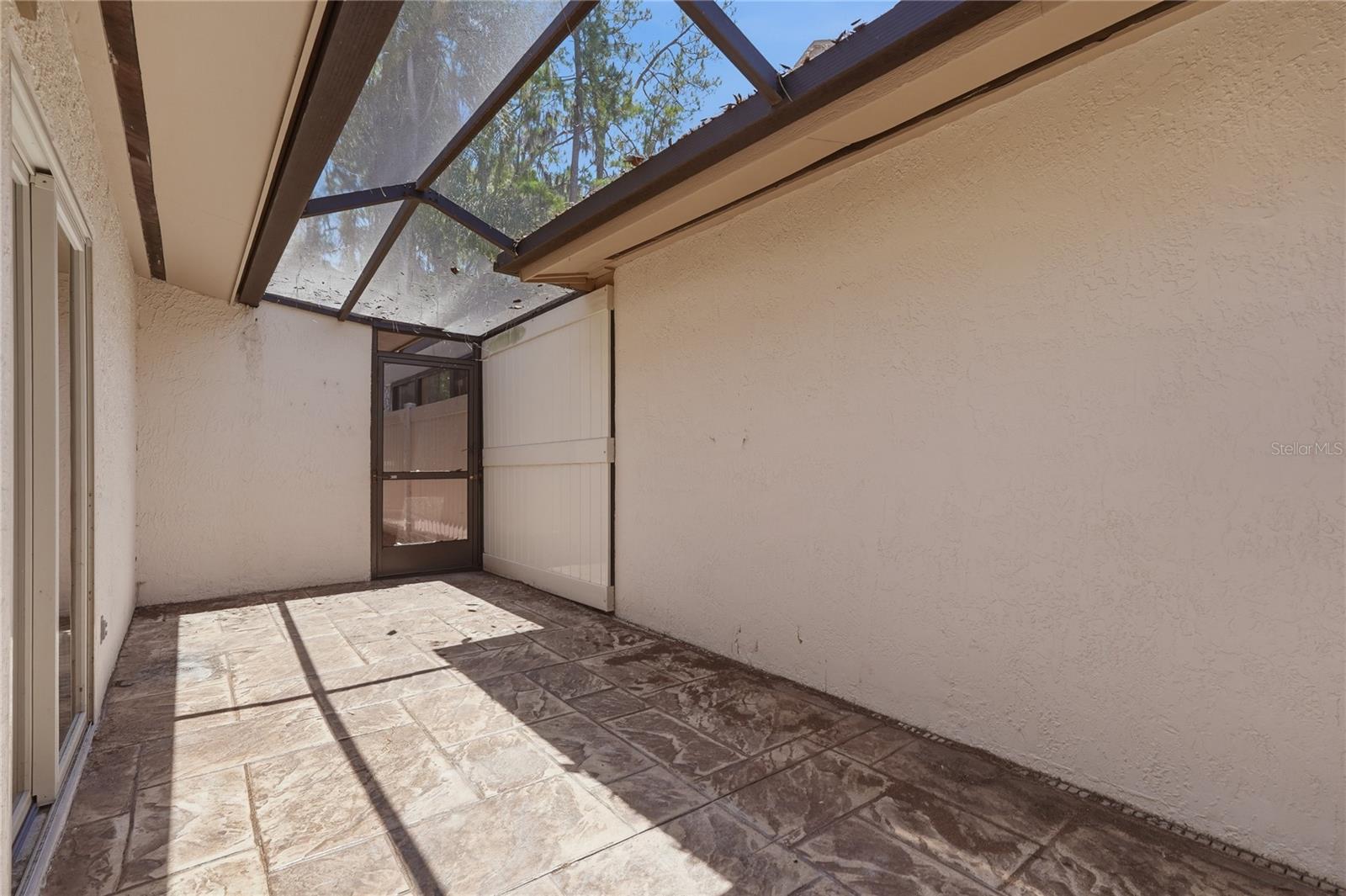 3071 BOLT DR, PALM HARBOR, FL, 34685