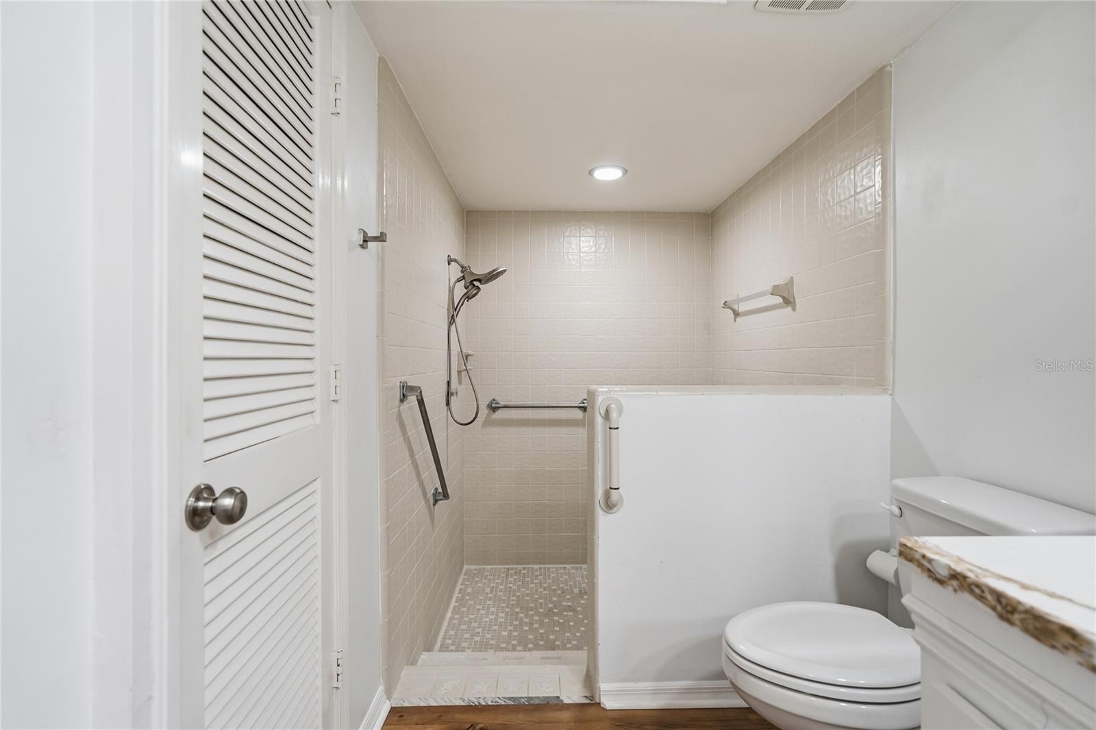 3071 BOLT DR, PALM HARBOR, FL, 34685