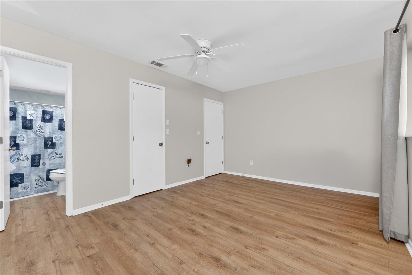 557 MAGNOLIA AVE NW, PORT CHARLOTTE, FL, 33952