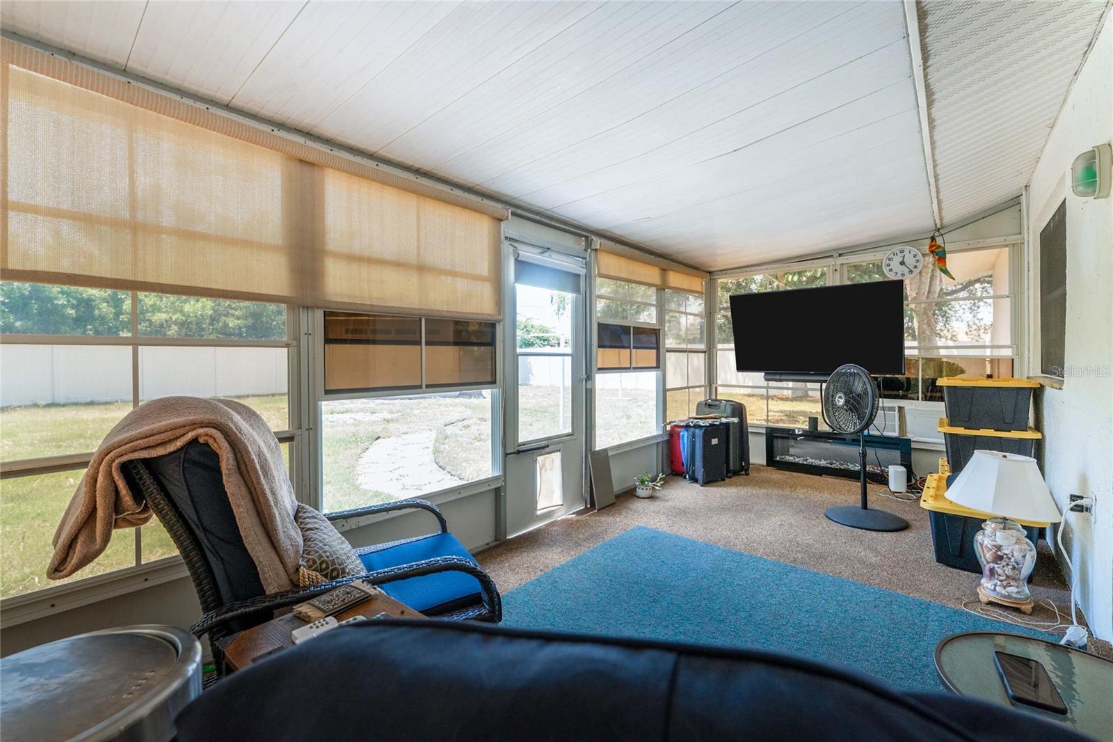 557 MAGNOLIA AVE NW, PORT CHARLOTTE, FL, 33952