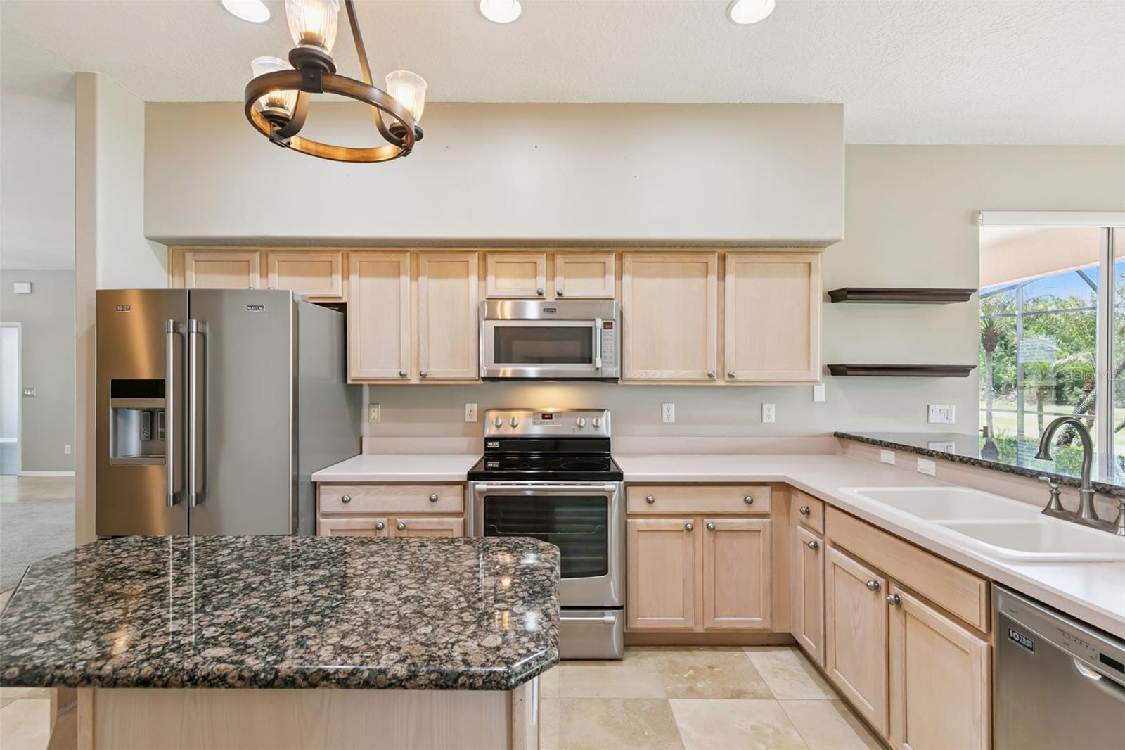237 STRATHMORE CIR, KISSIMMEE, FL, 34744