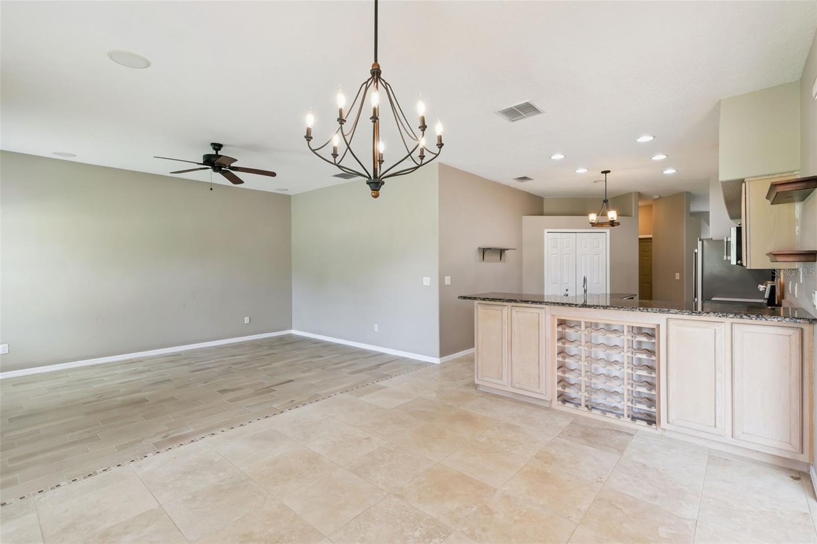 237 STRATHMORE CIR, KISSIMMEE, FL, 34744