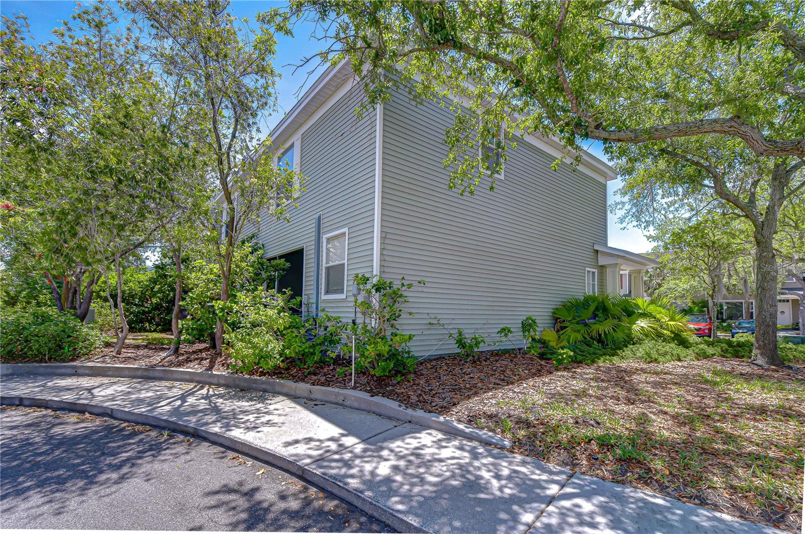 12473 COUNTRY WHITE CIR, TAMPA, FL, 33635