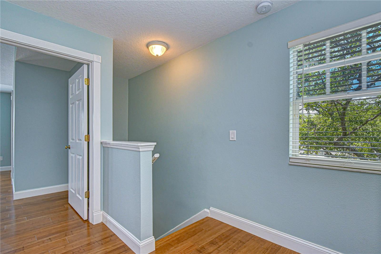 12473 COUNTRY WHITE CIR, TAMPA, FL, 33635