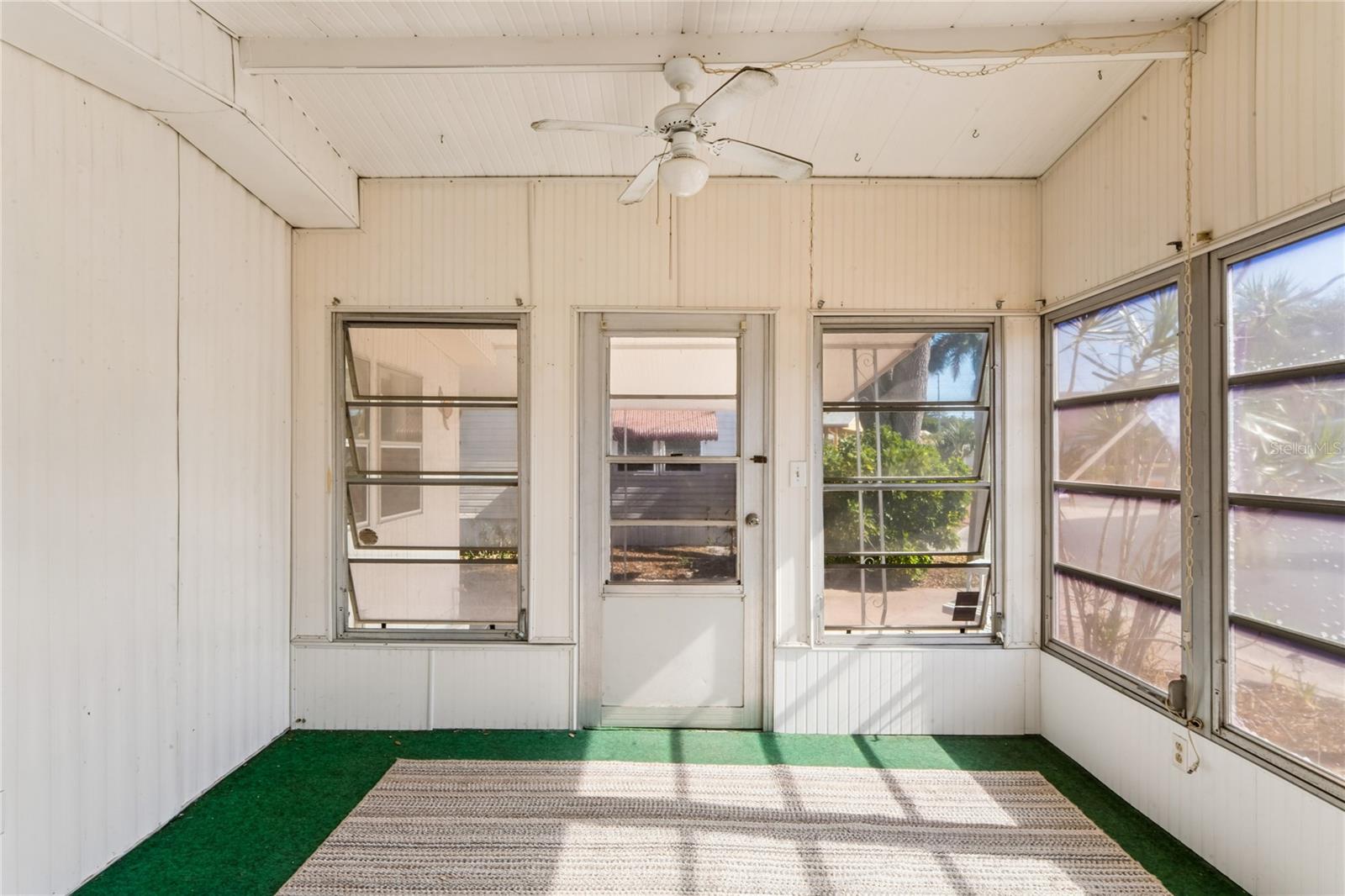 6950 46TH AVE N #1, ST PETERSBURG, FL, 33709