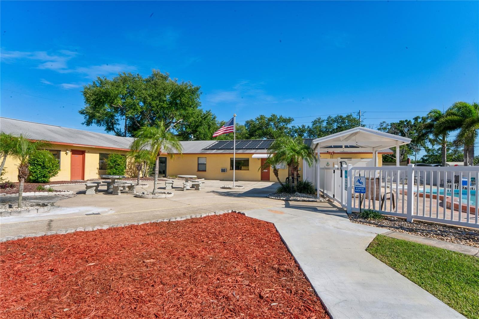 6950 46TH AVE N #1, ST PETERSBURG, FL, 33709