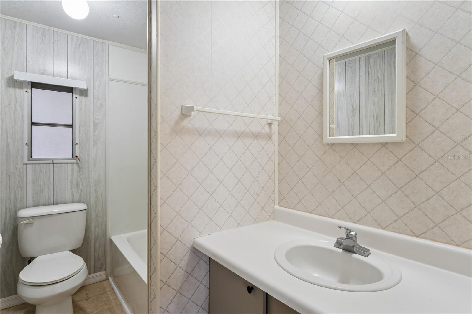 6950 46TH AVE N #1, ST PETERSBURG, FL, 33709