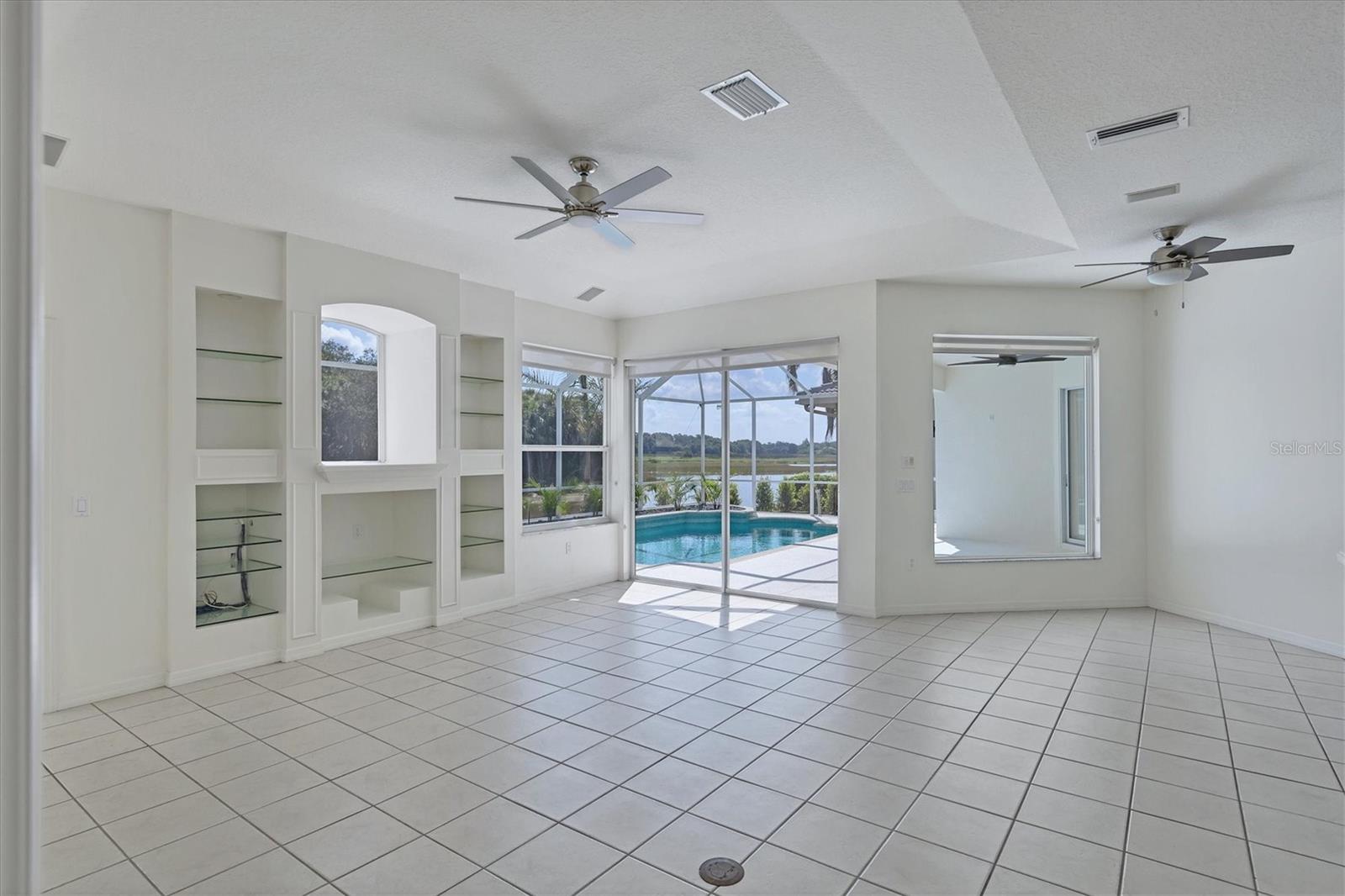 8501 PARK SHORE LN, SARASOTA, FL, 34238
