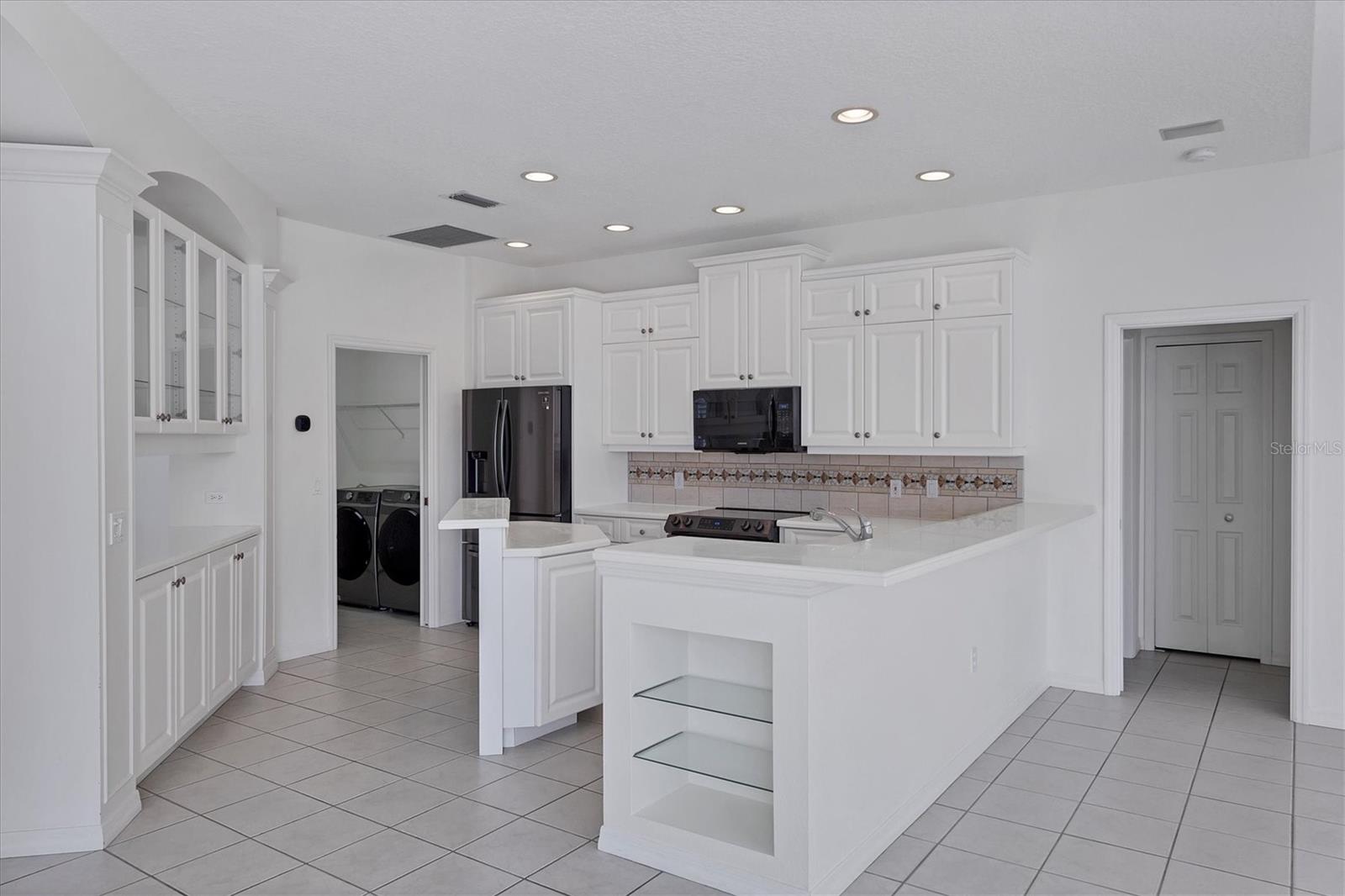 8501 PARK SHORE LN, SARASOTA, FL, 34238