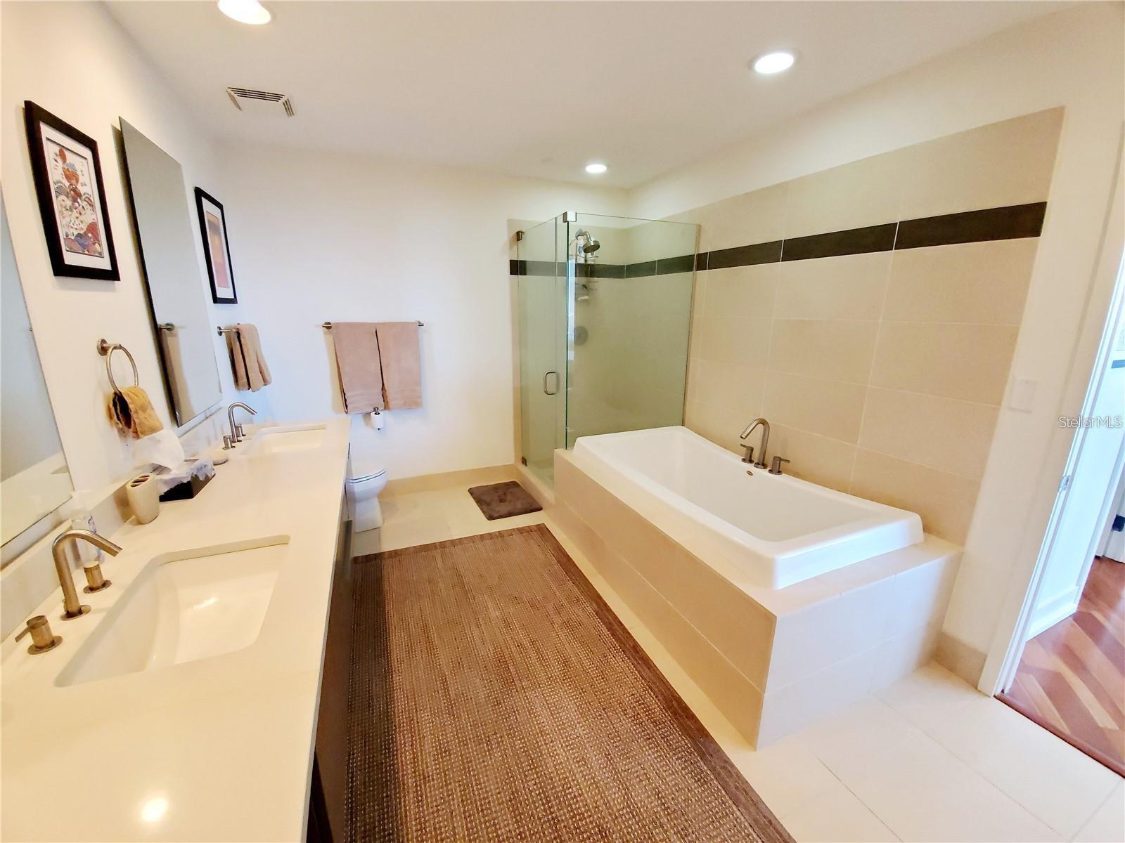 175 1ST ST S #2006, ST PETERSBURG, FL, 33701