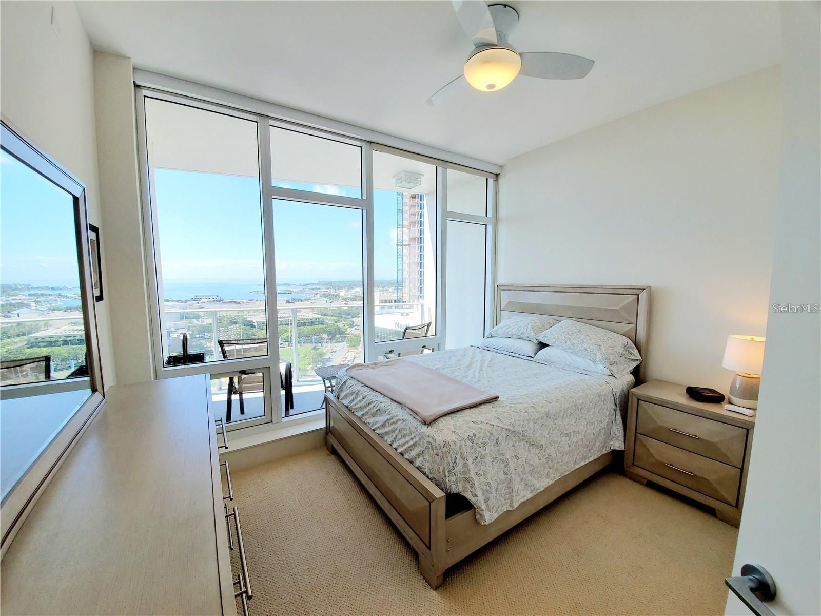 175 1ST ST S #2006, ST PETERSBURG, FL, 33701