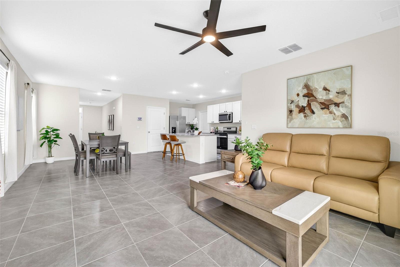 35686 SUNFLOWER HILL DR, ZEPHYRHILLS, FL, 33541