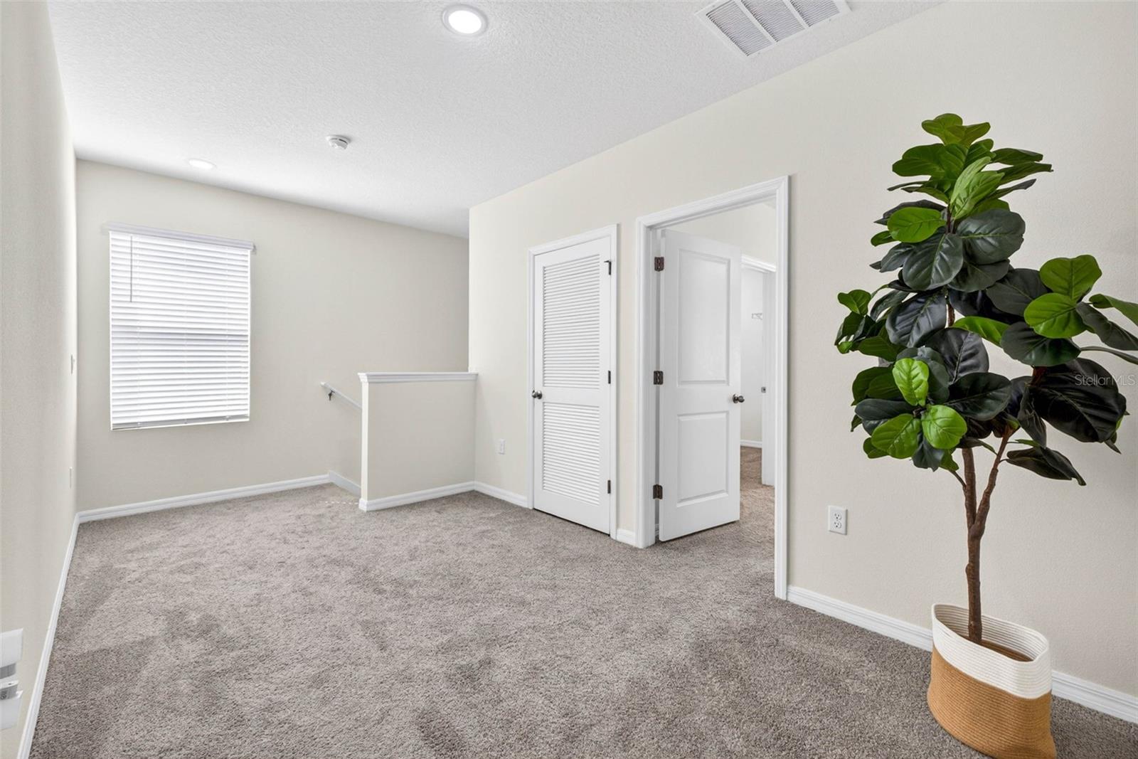35686 SUNFLOWER HILL DR, ZEPHYRHILLS, FL, 33541