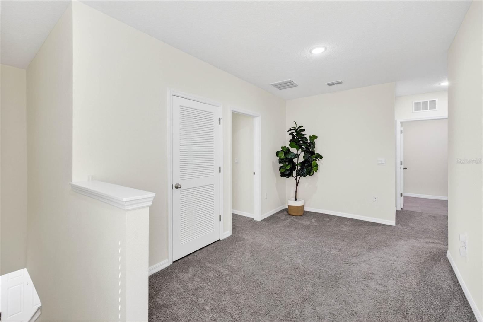 35686 SUNFLOWER HILL DR, ZEPHYRHILLS, FL, 33541