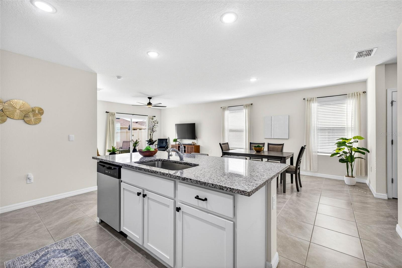 35686 SUNFLOWER HILL DR, ZEPHYRHILLS, FL, 33541