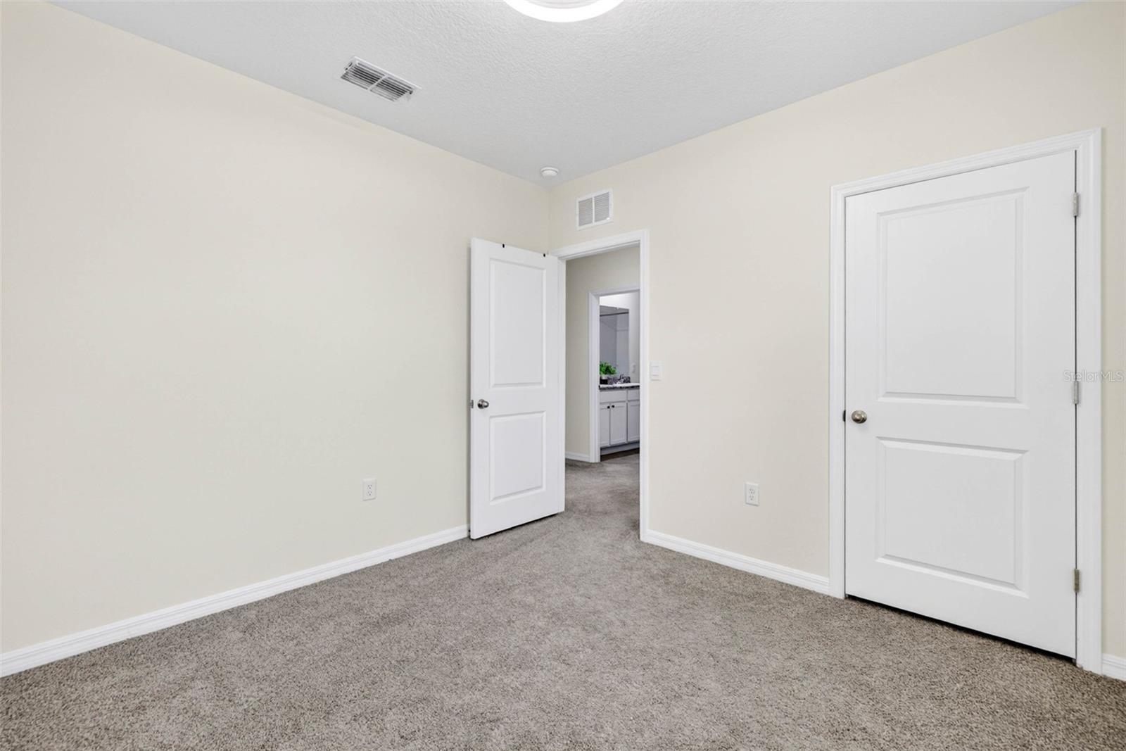 35686 SUNFLOWER HILL DR, ZEPHYRHILLS, FL, 33541