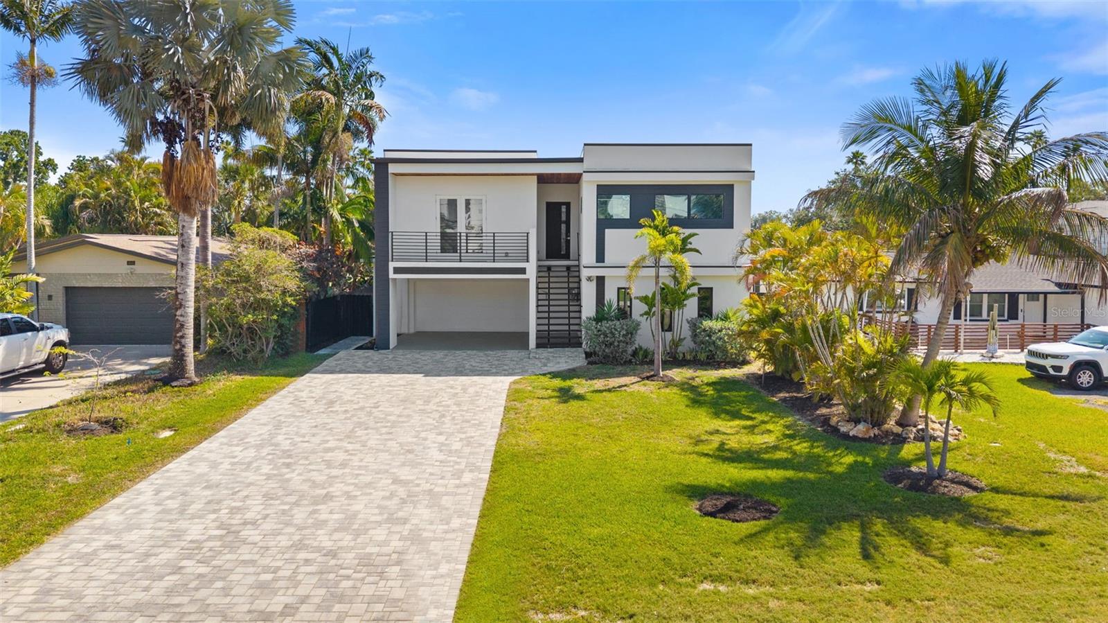 3835 SHORE ACRES BLVD NE, ST PETERSBURG, FL, 33703