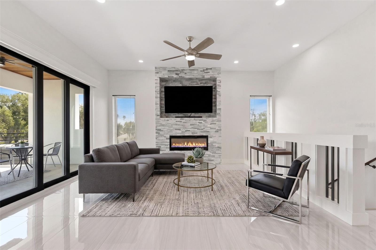 3835 SHORE ACRES BLVD NE, ST PETERSBURG, FL, 33703