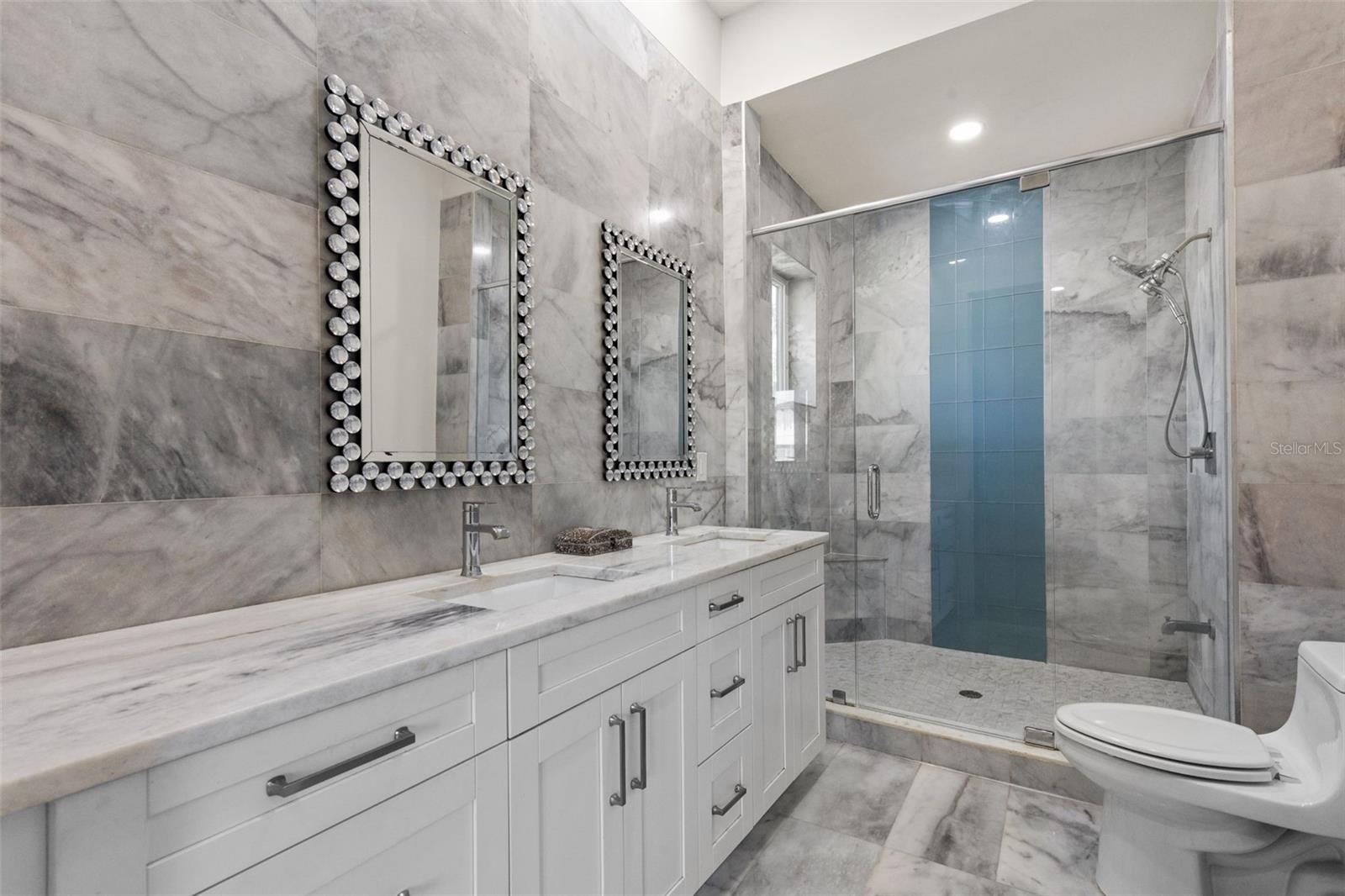 3835 SHORE ACRES BLVD NE, ST PETERSBURG, FL, 33703