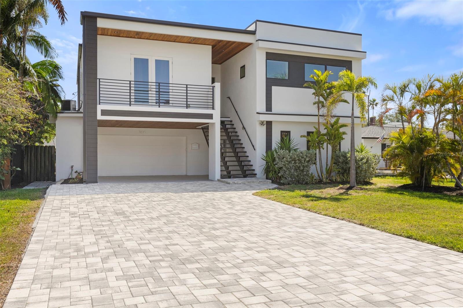 3835 SHORE ACRES BLVD NE, ST PETERSBURG, FL, 33703