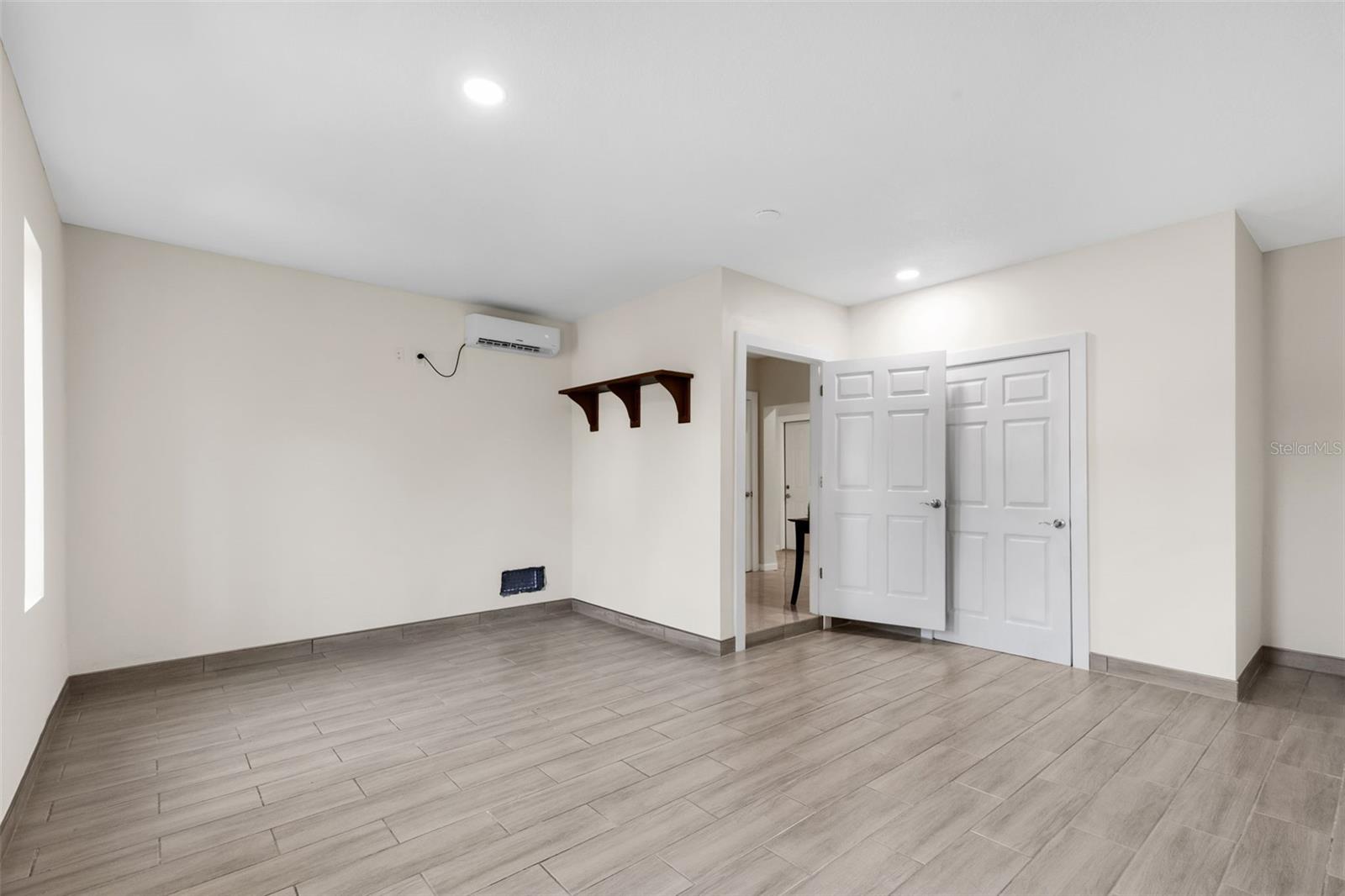 3835 SHORE ACRES BLVD NE, ST PETERSBURG, FL, 33703