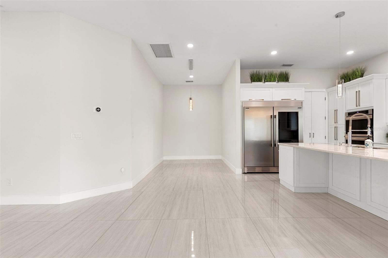 3835 SHORE ACRES BLVD NE, ST PETERSBURG, FL, 33703