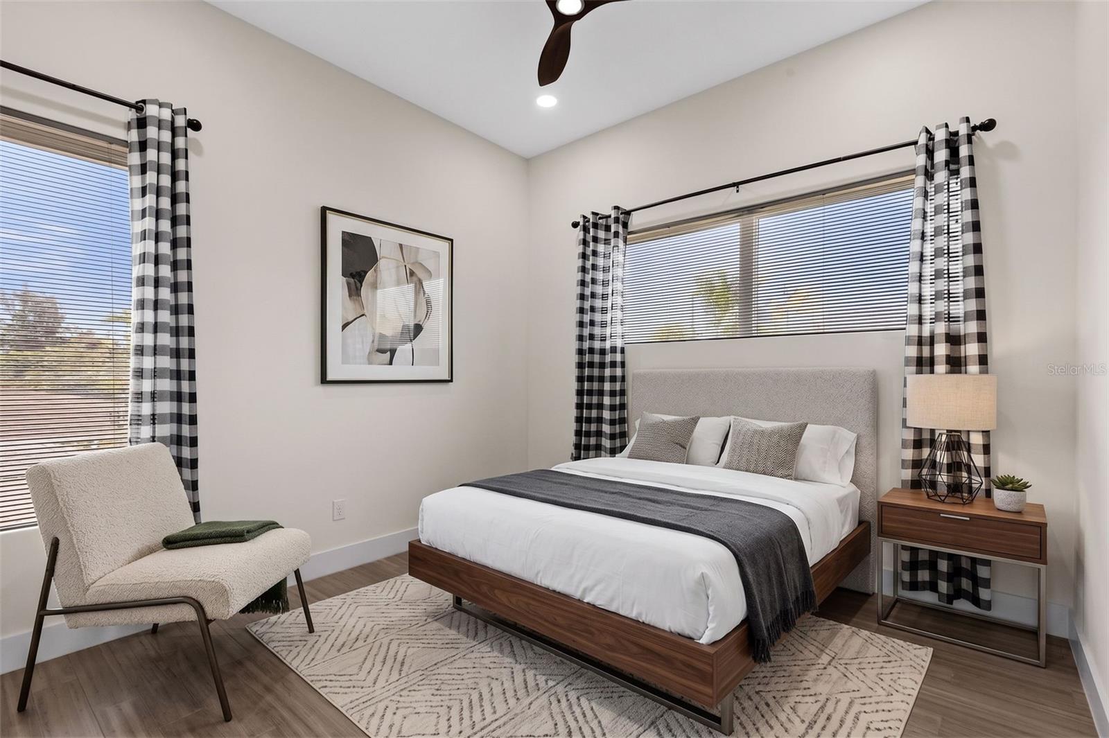 3835 SHORE ACRES BLVD NE, ST PETERSBURG, FL, 33703