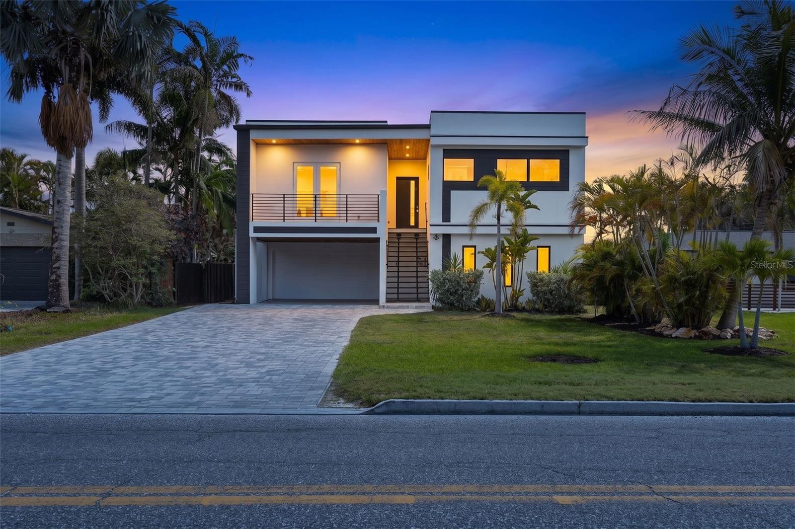 3835 SHORE ACRES BLVD NE, ST PETERSBURG, FL, 33703