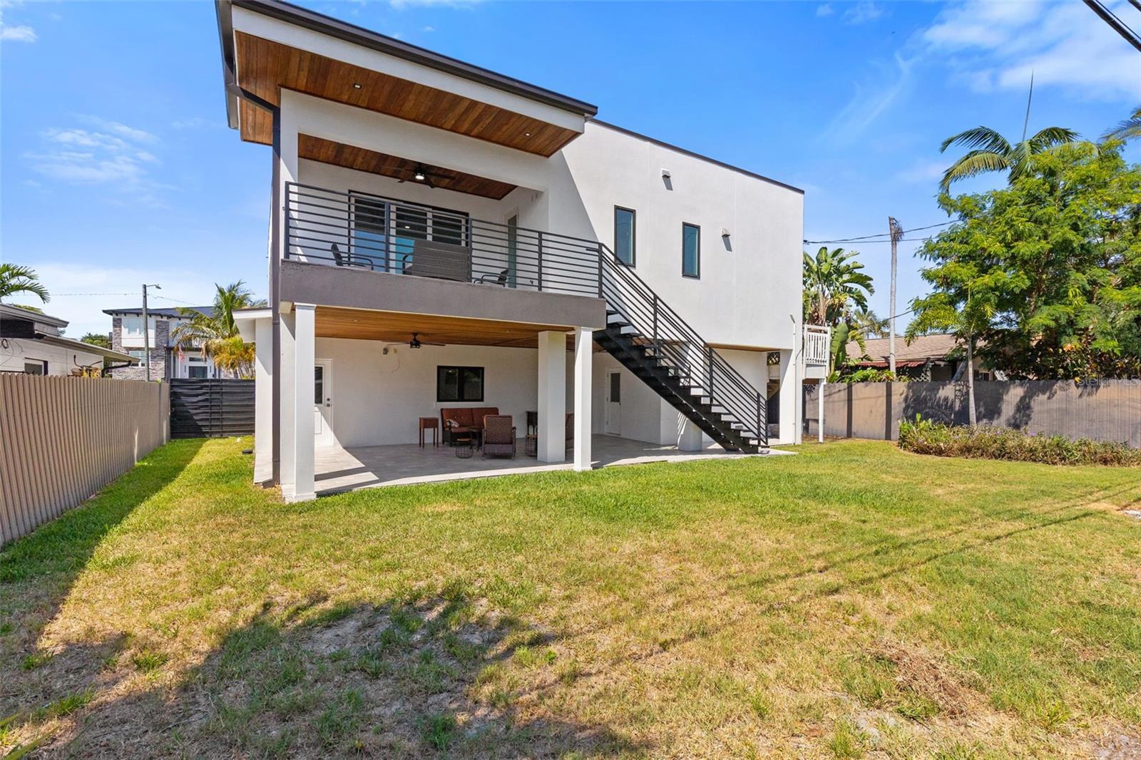 3835 SHORE ACRES BLVD NE, ST PETERSBURG, FL, 33703