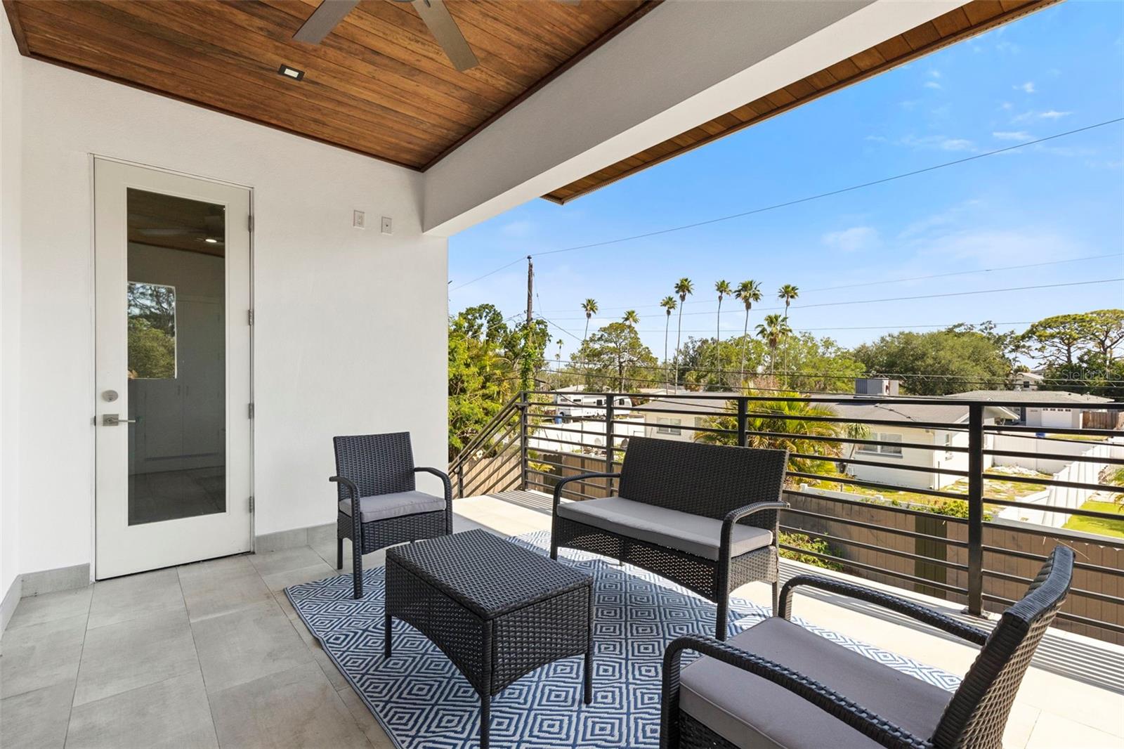 3835 SHORE ACRES BLVD NE, ST PETERSBURG, FL, 33703