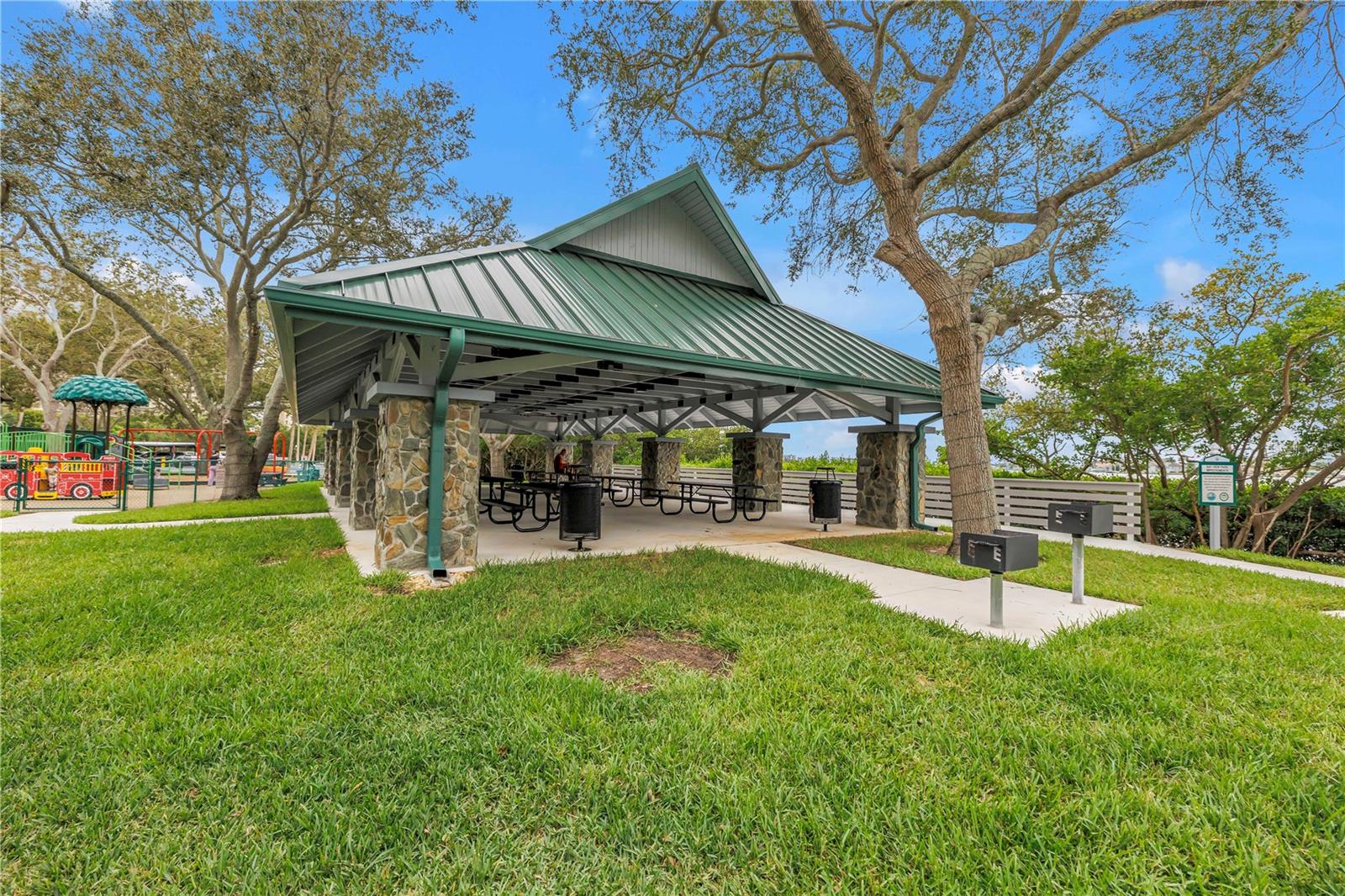 6960 SUNSET DR S #1B, SOUTH PASADENA, FL, 33707